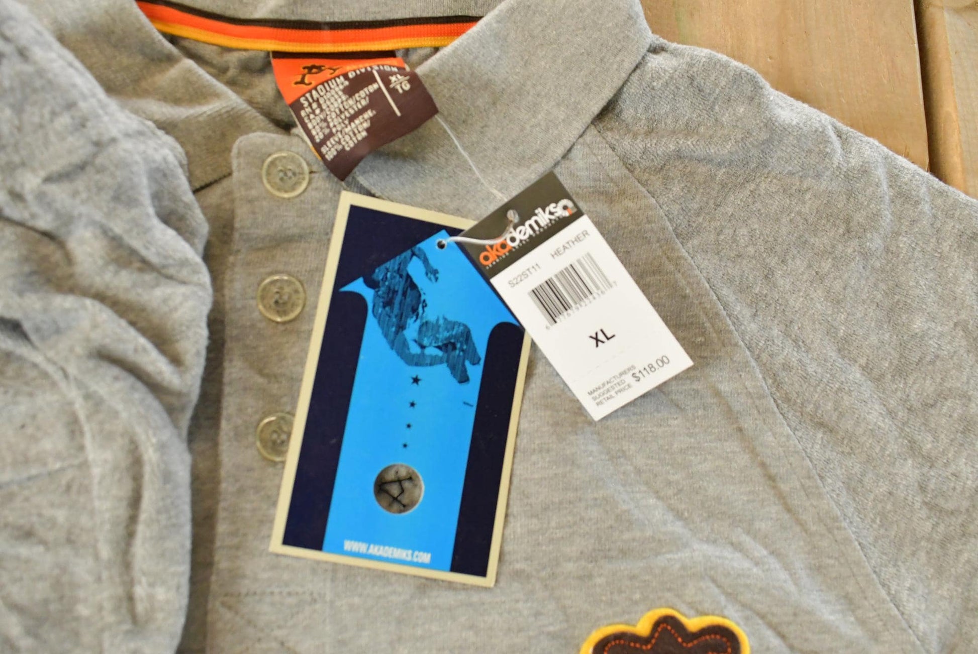 Vintage Deadstock Y2K Akademiks Stadium Division Polo Shirt & Sweatpants Set Men's XL from propervintagecanada