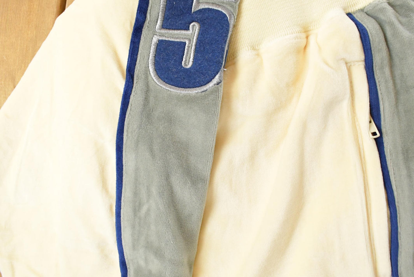 Vintage Deadstock Y2K Genetix Embroidered Velour Sweater & Sweatpants Set Men's 3XL from propervintagecanada