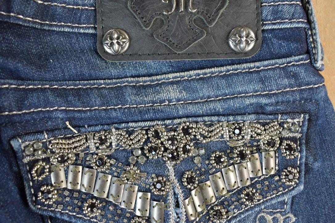 Vintage Deadstock Y2K Miss Me Bedazzled Low Rise Jeans Size 26x31 / Boot Cut Jeans / Y2K Style / Embroidered Jeans / 2000s from propervintagecanada