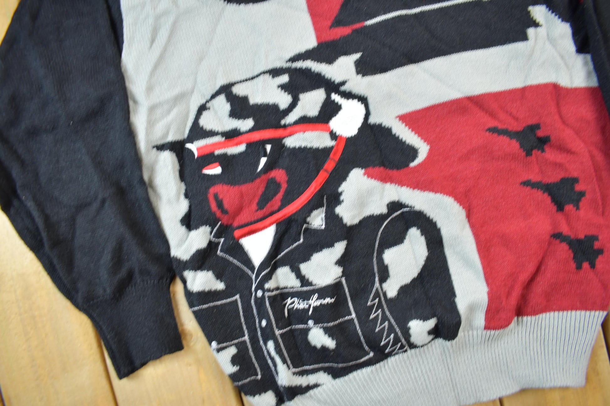Vintage Deadstock Y2K Phat Farm Embroidered Military Cow Knit from propervintagecanada