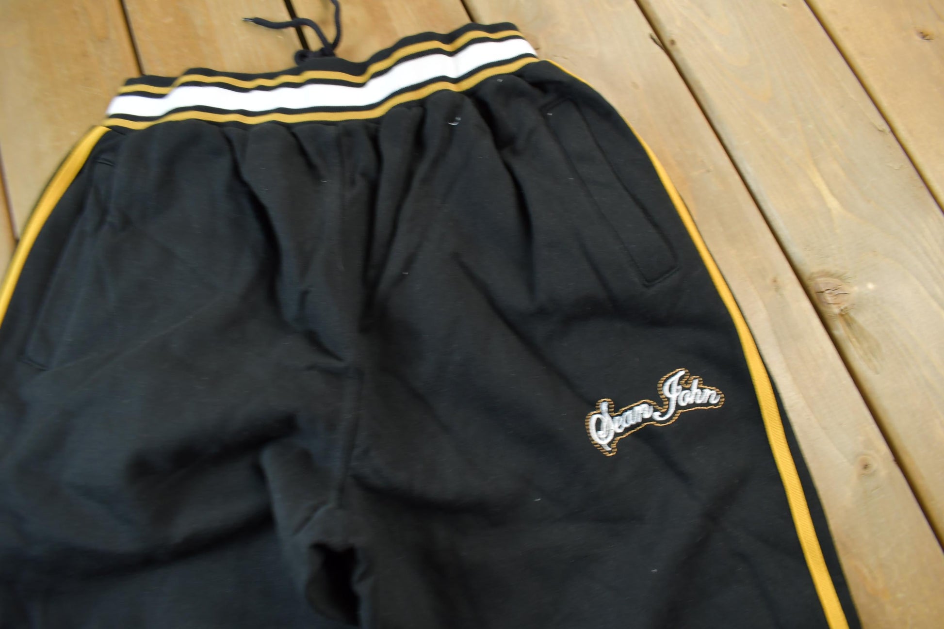 Vintage Deadstock Y2K Sean John Embroidered Sweater & Pants Set Size XL from propervintagecanada
