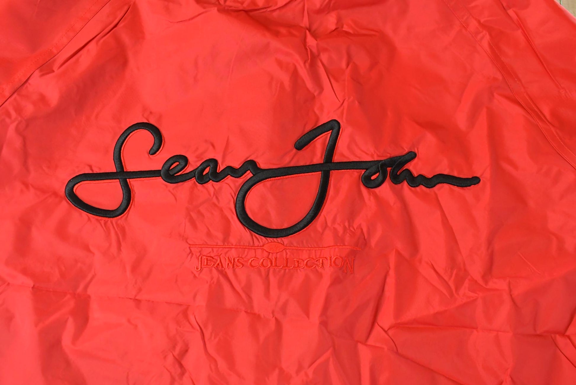 Vintage Deadstock Y2K Sean John Track Suit Windbreaker & Track Pants Set Men's XL from propervintagecanada