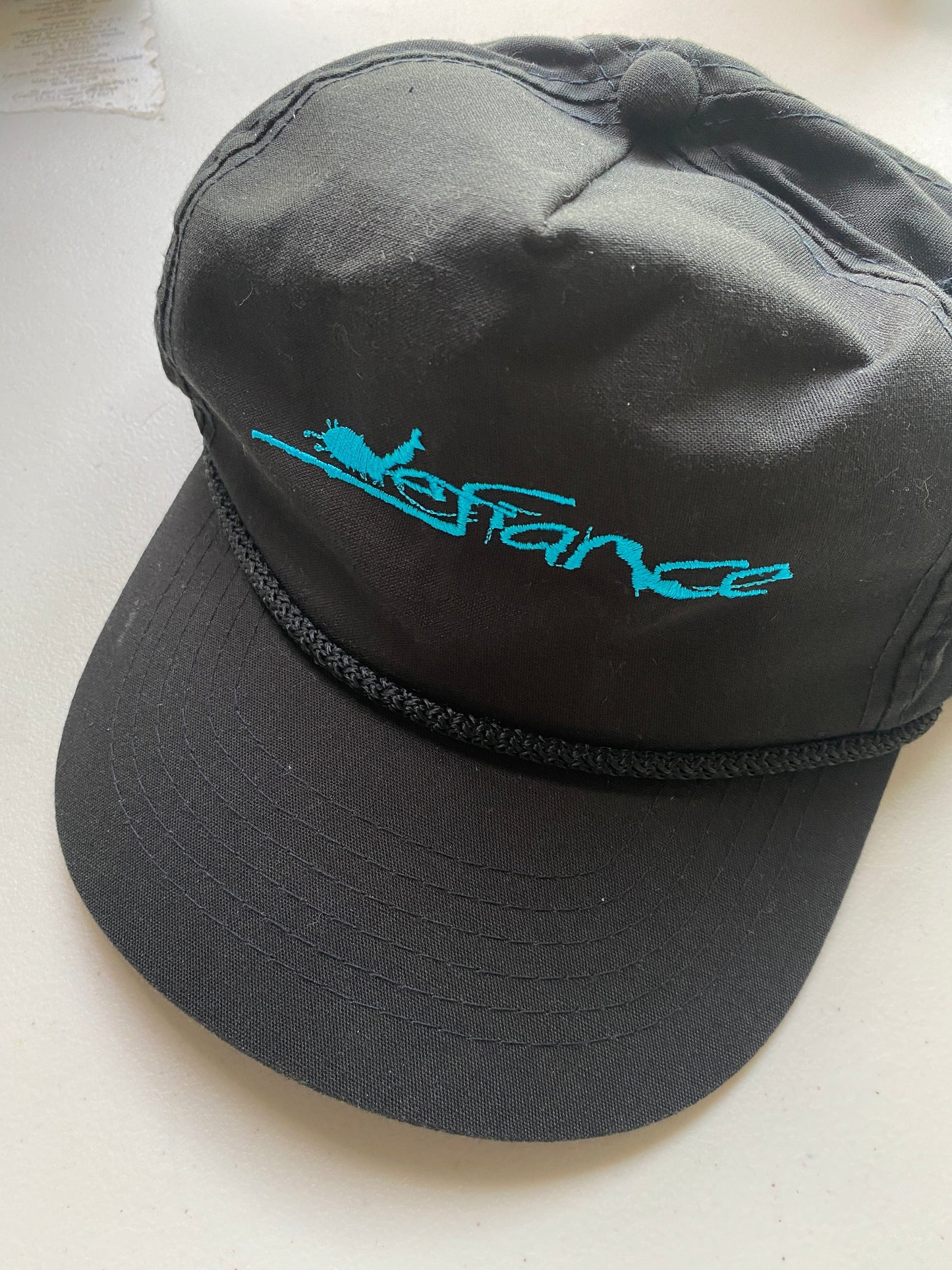 Vintage Defiance Hat Adult Black Snap Back from propervintagecanada