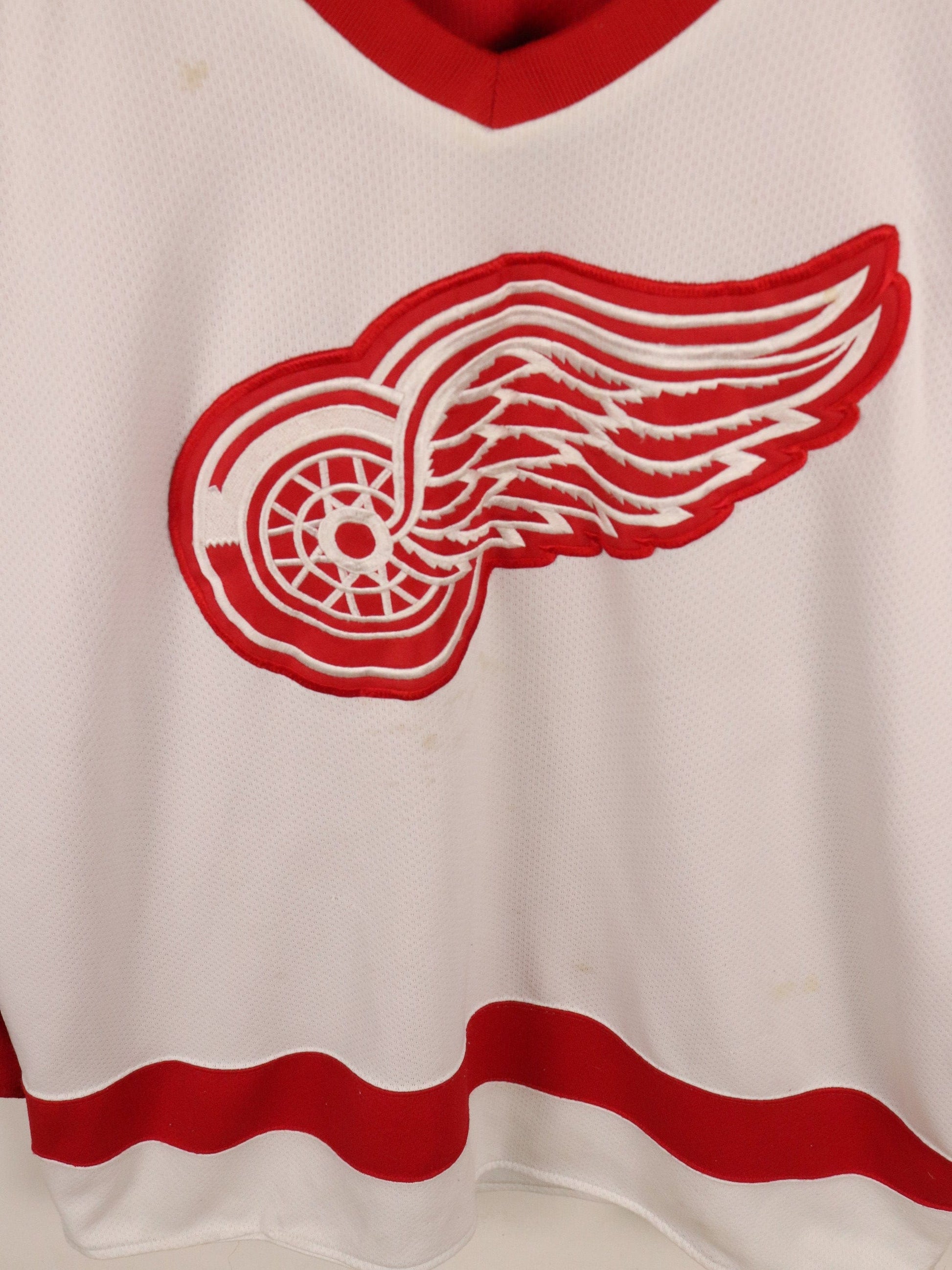 Vintage Detroit Red Wings Reversible Hockey Jersey Mens XL from propervintagecanada