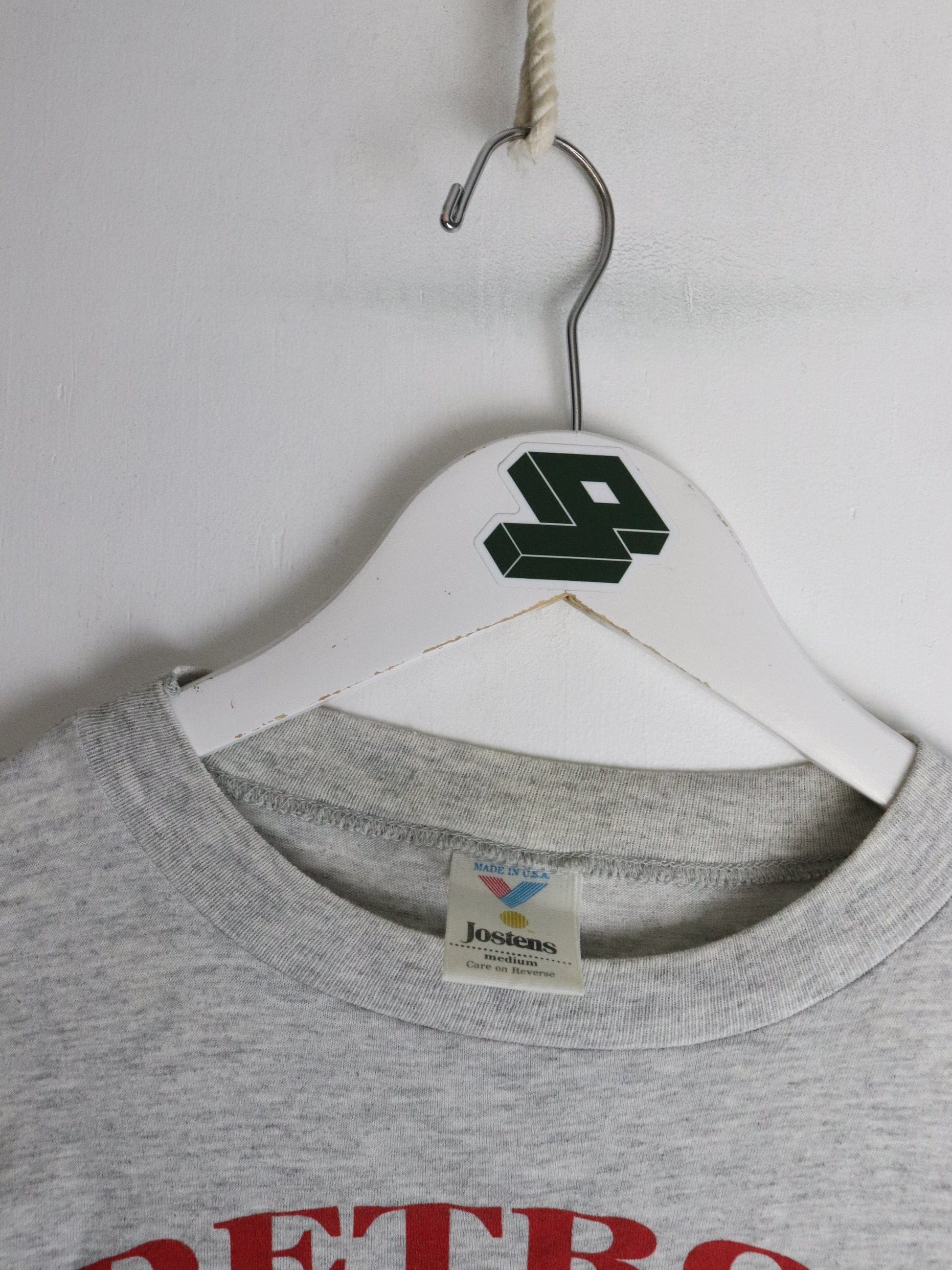 Vintage Detroit Red Wings T Shirt Mens Medium Grey from propervintagecanada