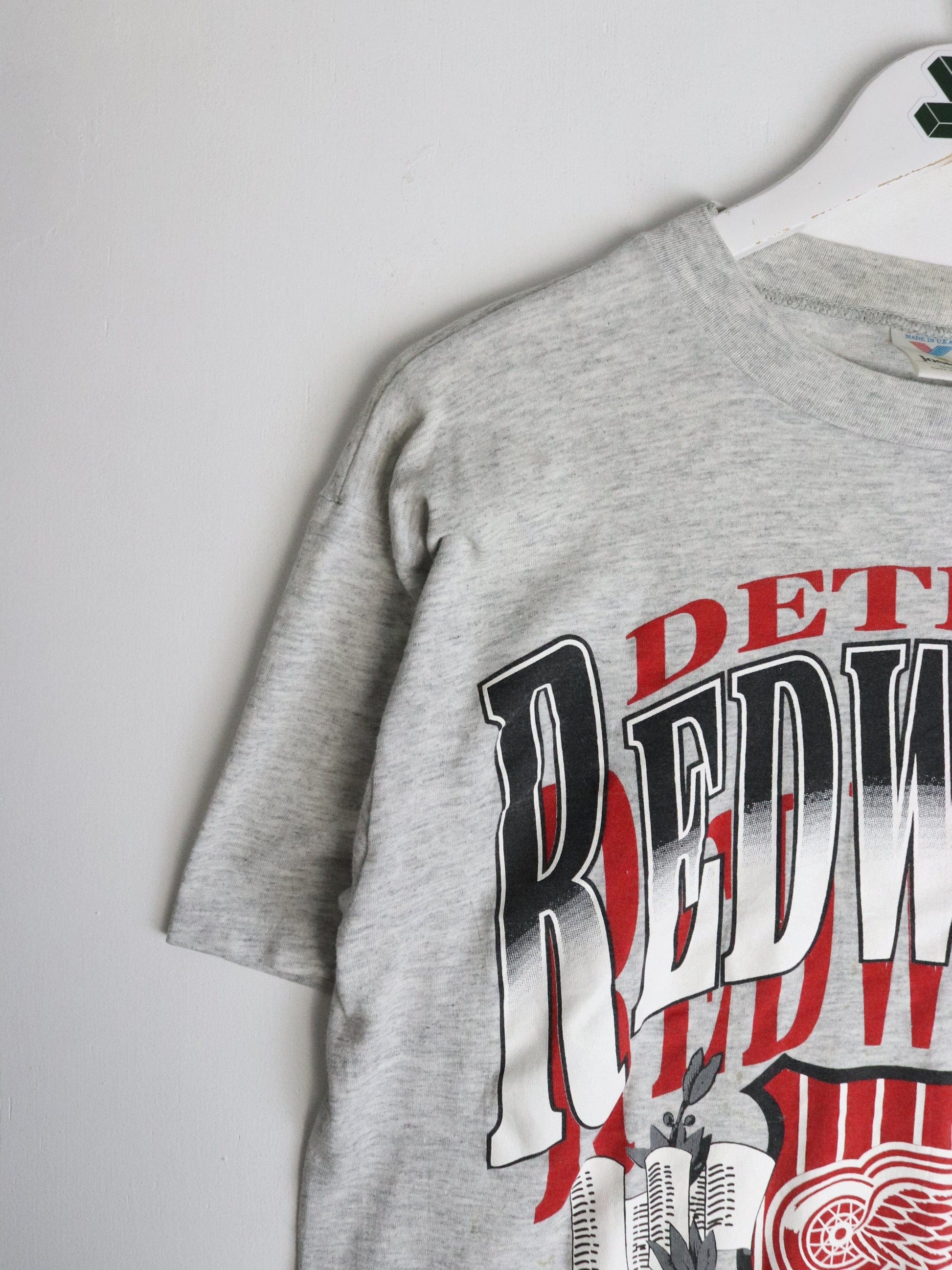Vintage Detroit Red Wings T Shirt Mens Medium Grey from propervintagecanada
