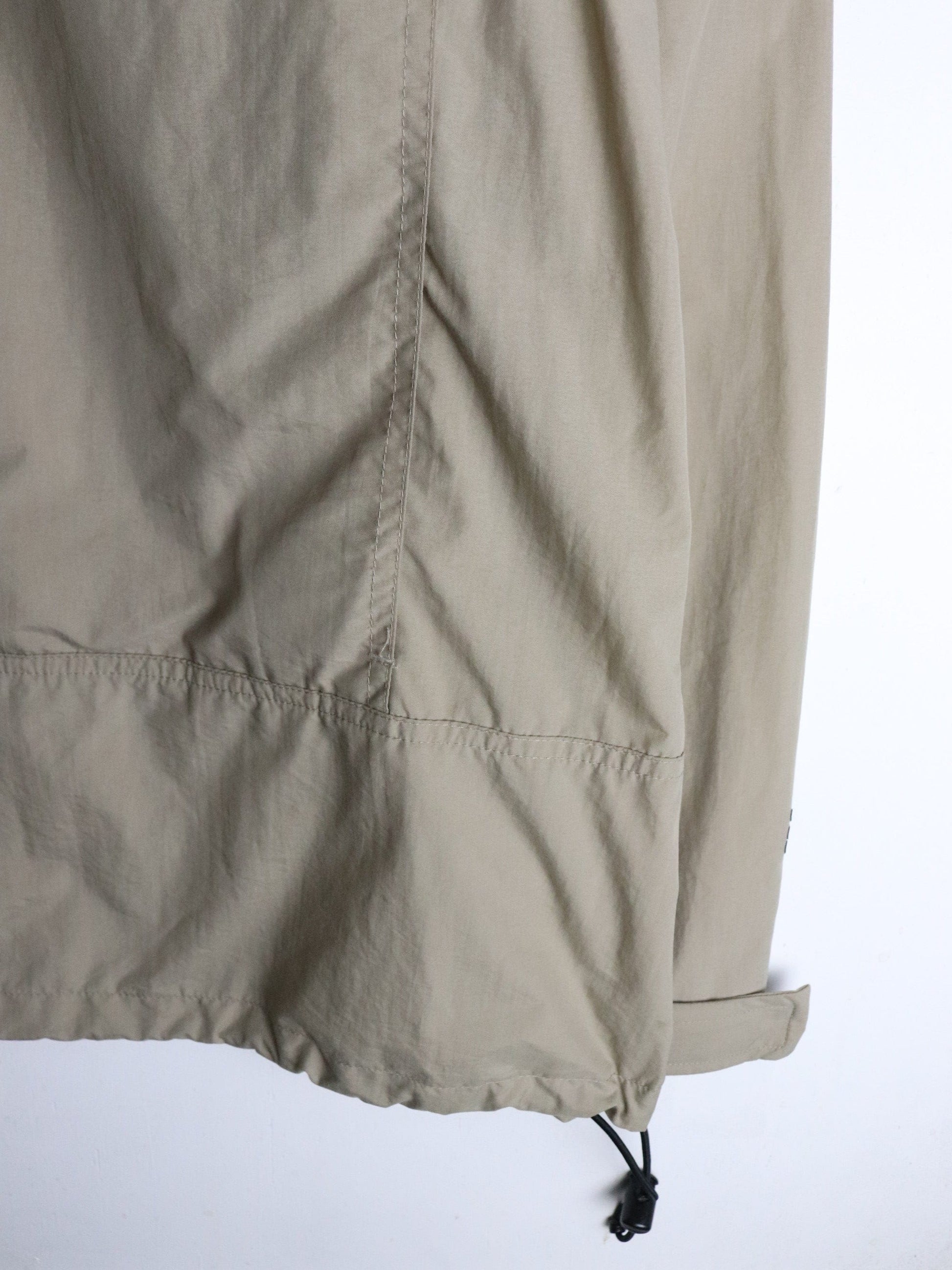 Vintage Disney Windbreaker Mens Medium Beige Anorak from propervintagecanada
