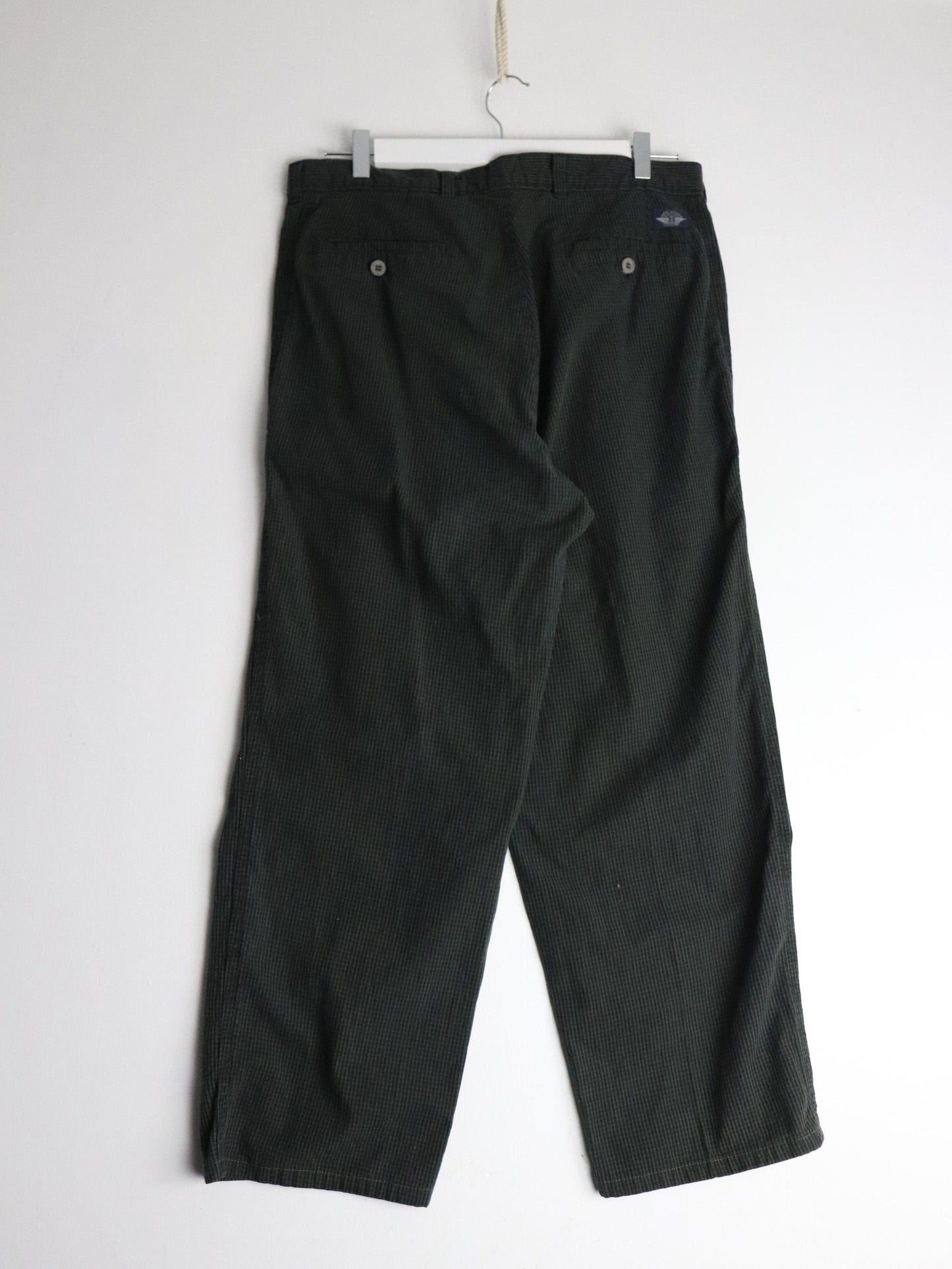 Vintage Dockers Pants Mens 32 x 27 Green Plaid Golf from propervintagecanada
