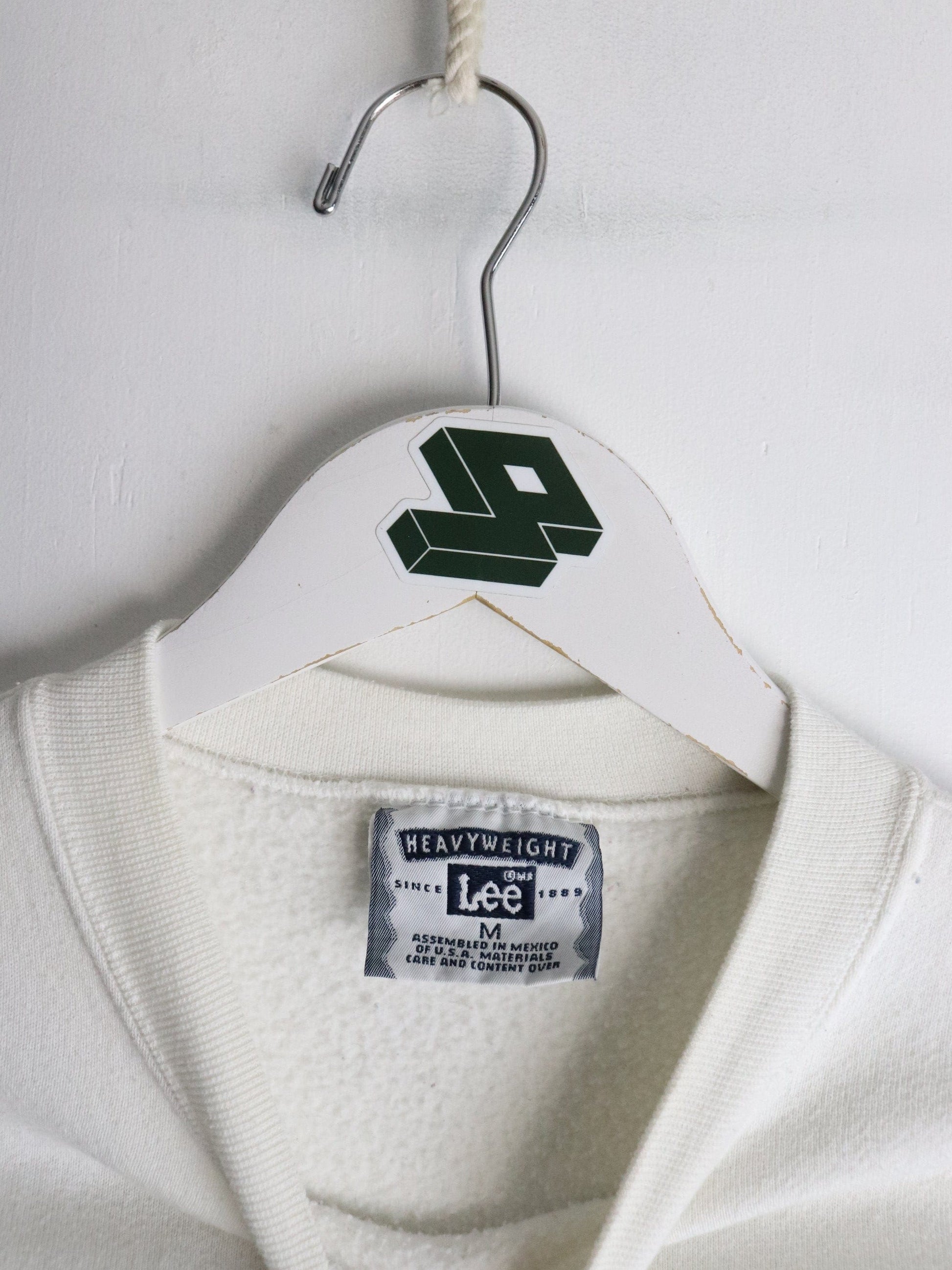 Vintage Dog Mother Sweatshirt Mens Small White from propervintagecanada