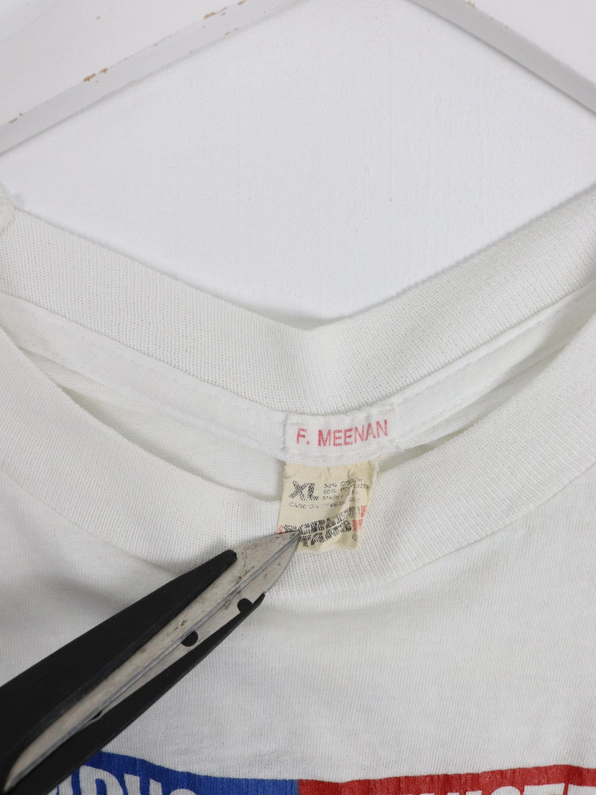 Vintage Duquesne University T Shirt Fits Mens Medium White College 80s