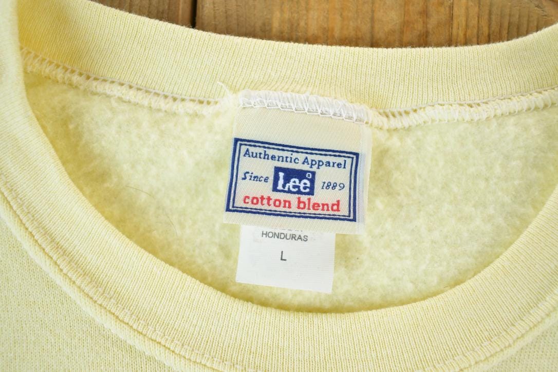 Vintage Embroidered Ladybug Crewneck Sweatshirt Men's Large from propervintagecanada