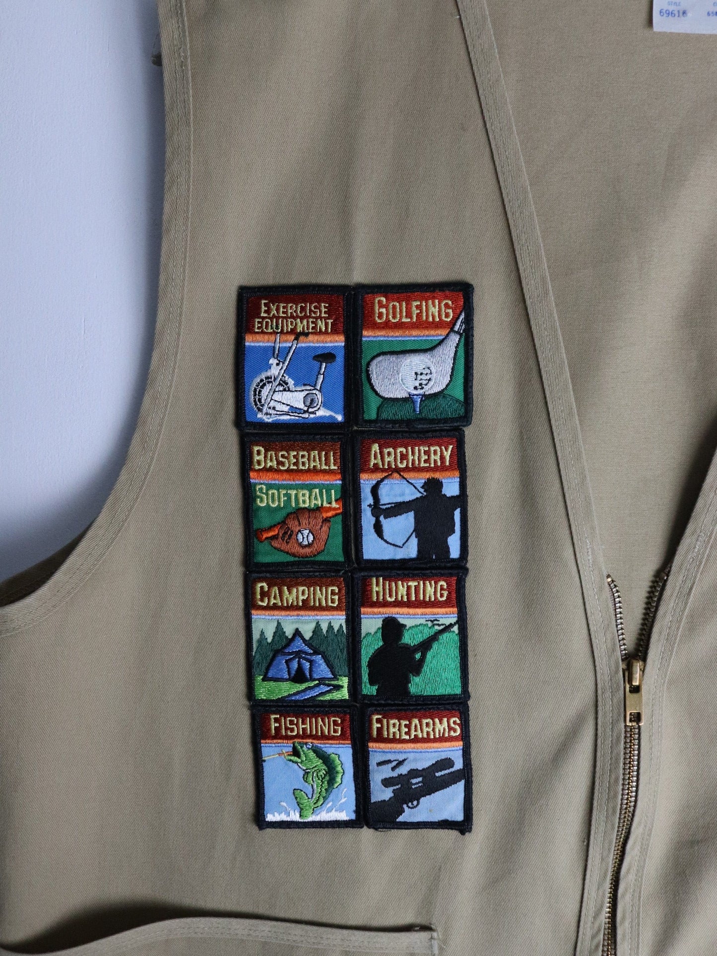 Vintage Fashion Seal Vest Mens Large Beige from propervintagecanada