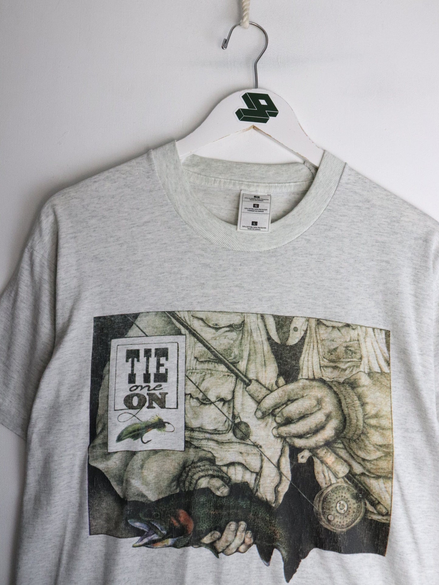 Vintage Fishing T Shirt Mens Large Grey from propervintagecanada