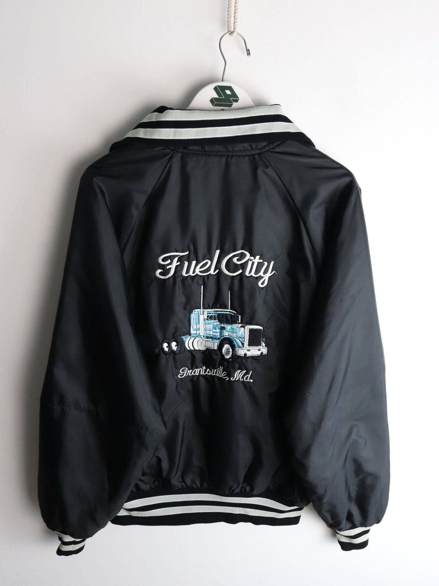 Vintage Fuel City Jacket Mens XL Black from propervintagecanada