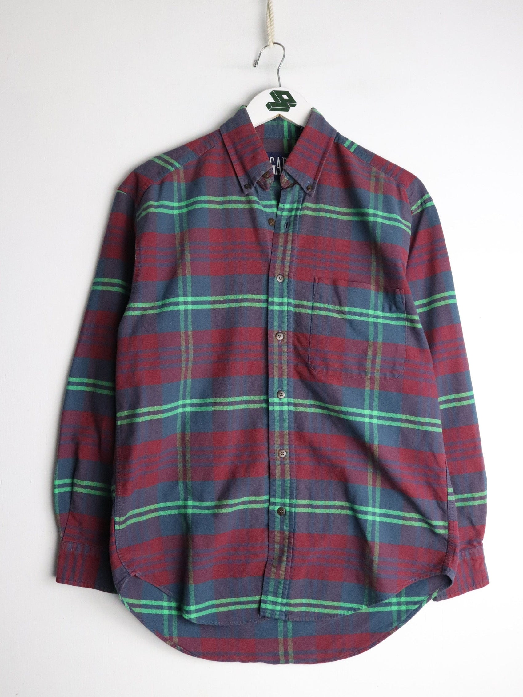 Vintage Gap Shirt Mens Small Red Plaid Button Up from propervintagecanada