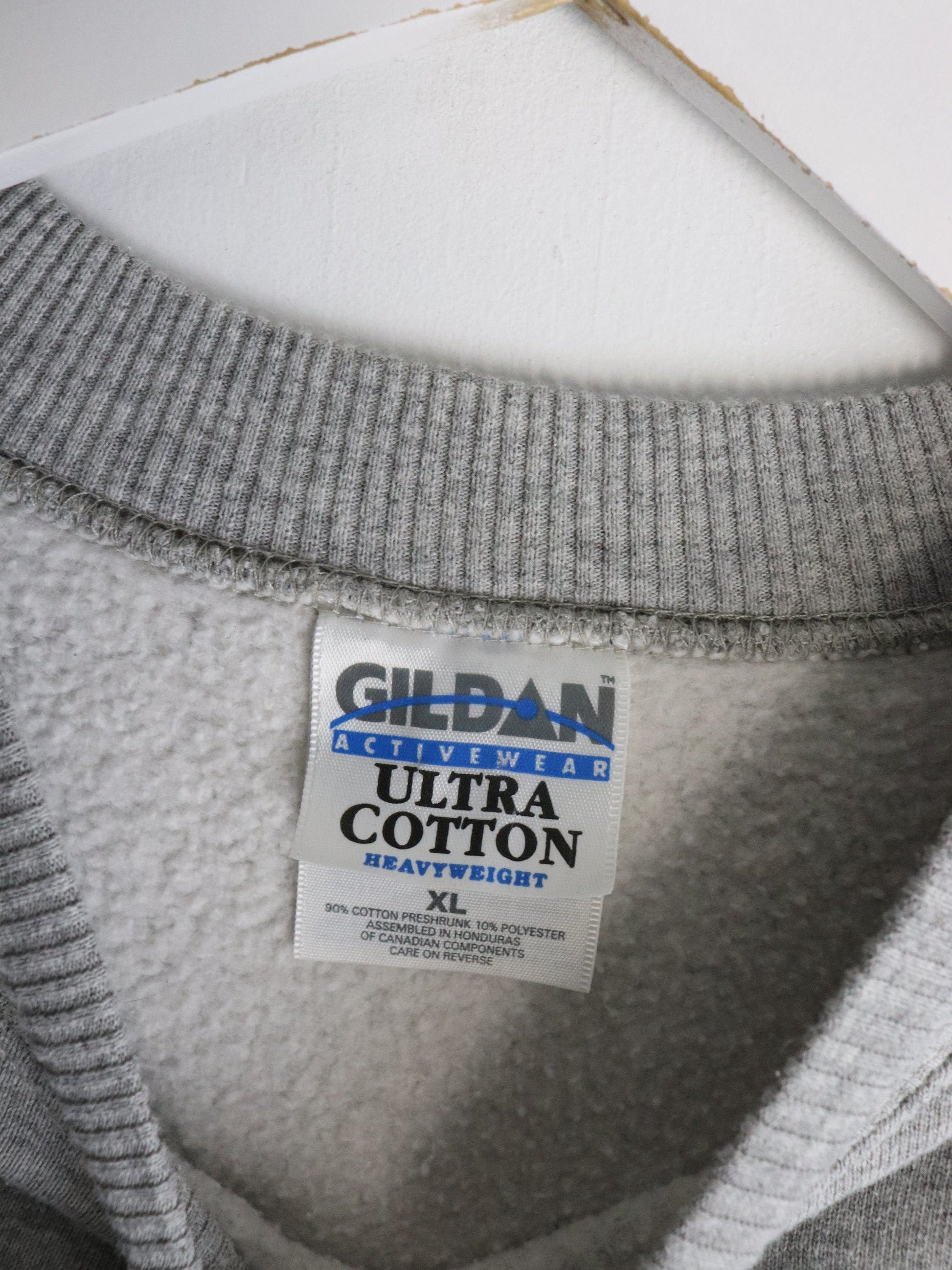Vintage Gus Maker Sweatshirt Mens Mens XL Grey from propervintagecanada