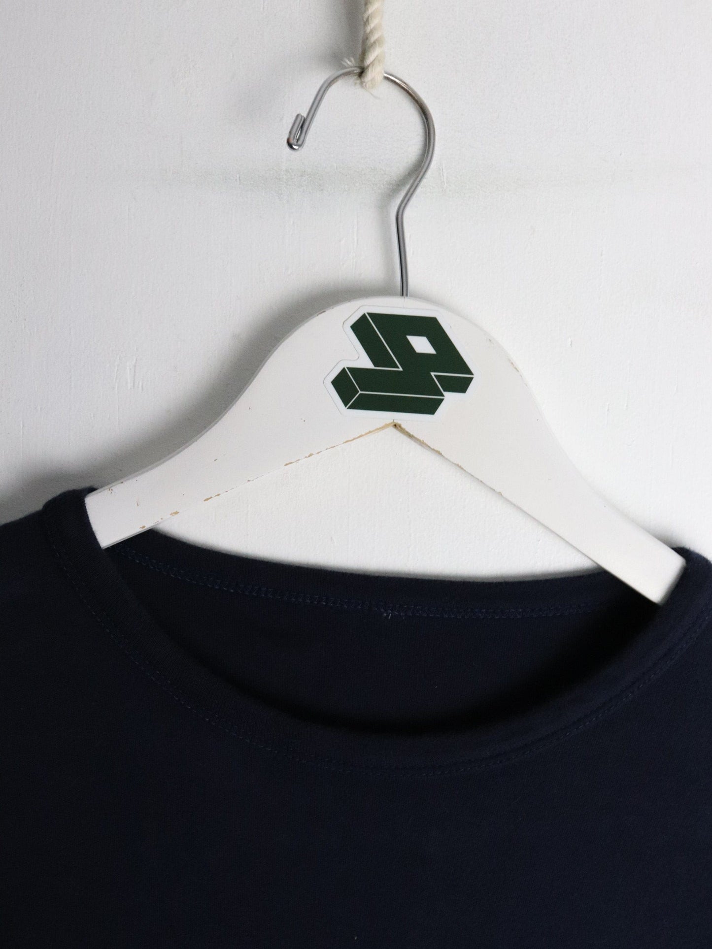 Vintage Hard Rock Cafe T Shirt Mens Medium Blue Hong Kong from propervintagecanada