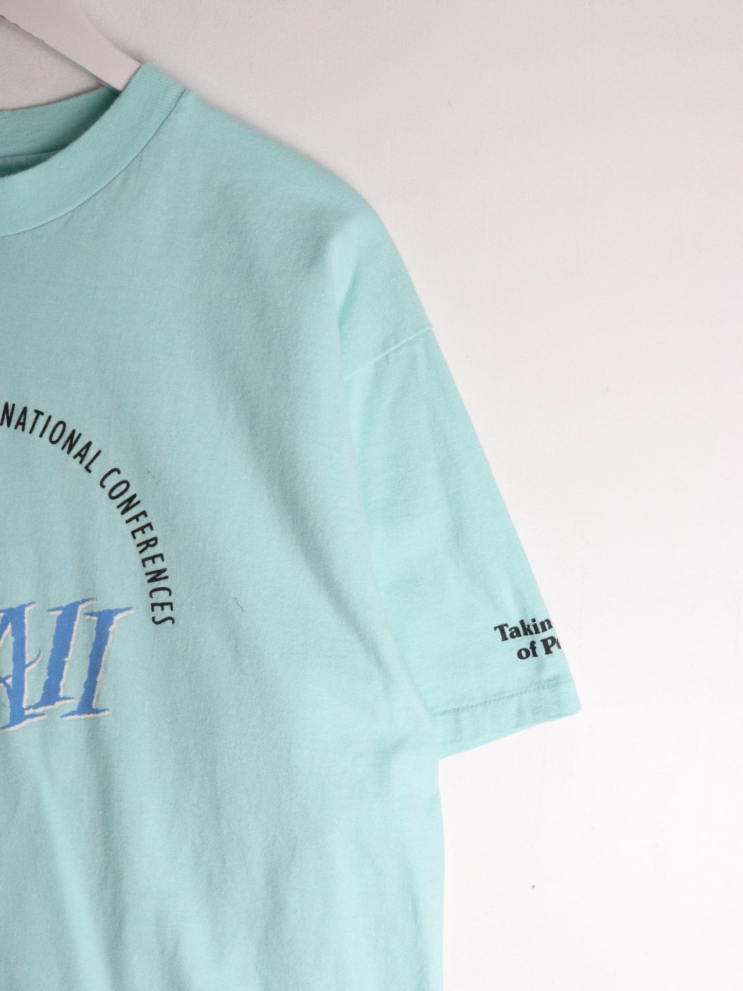 Vintage Hawaii T Shirt Mens XL Blue 90s USA from propervintagecanada