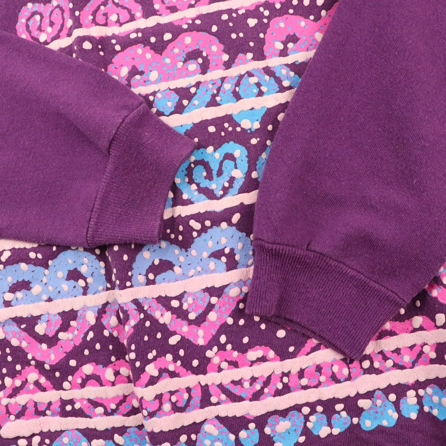 Vintage Hearts Sweatshirt Adult Large Purple Art 90s Sweater from propervintagecanada