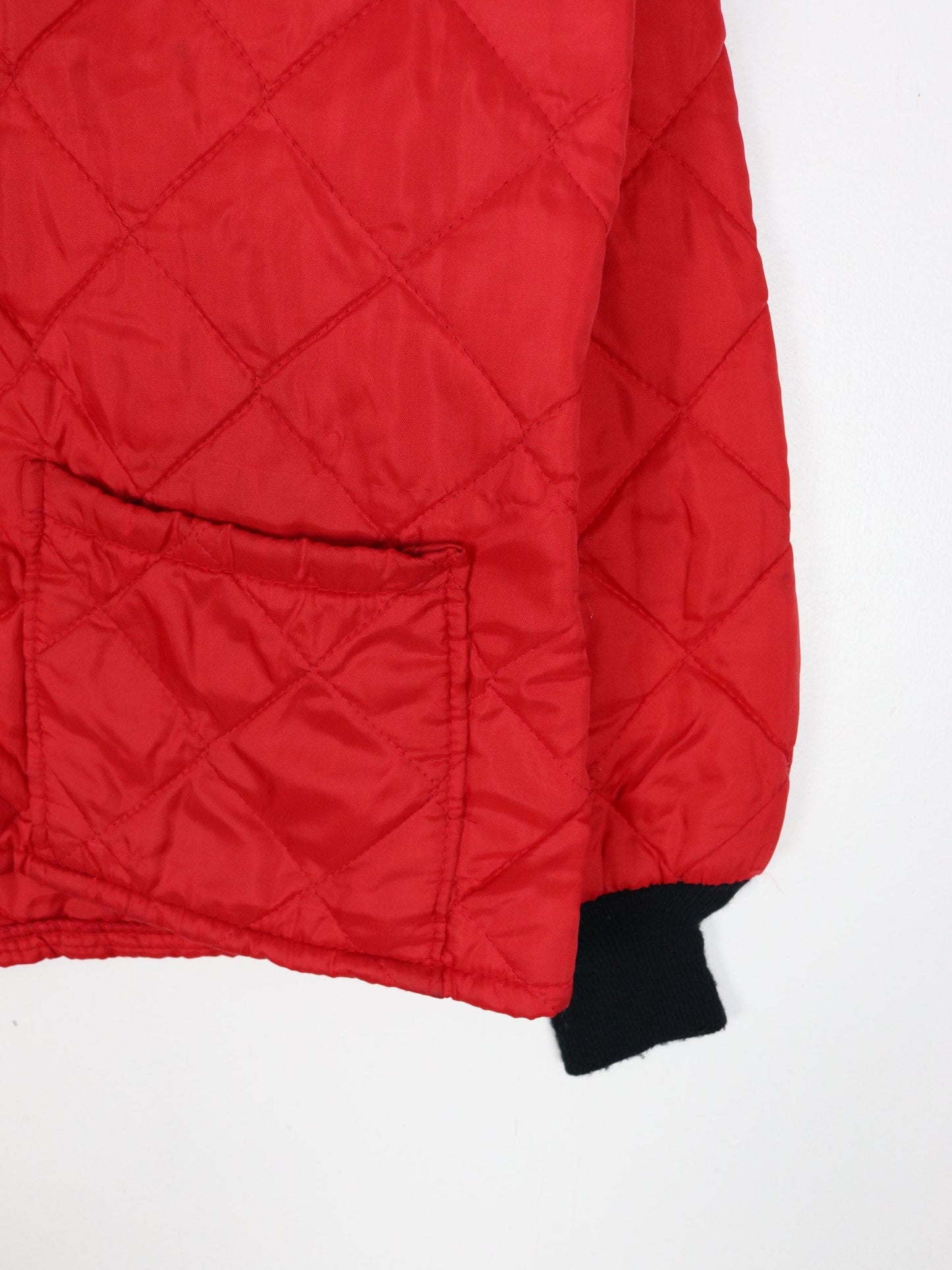 Vintage Hunting Jacket Womens Large Red Quilt Outdoors 70s 80s from propervintagecanada