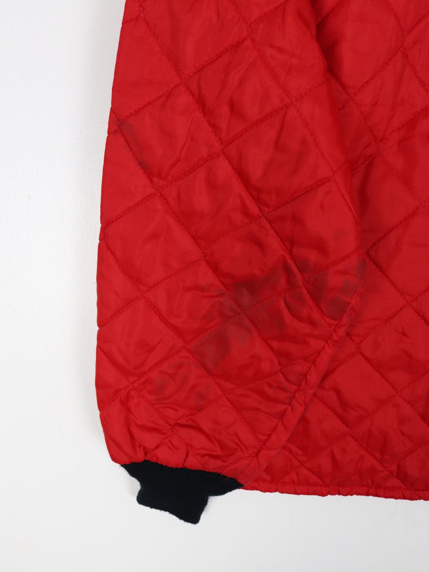 Vintage Hunting Jacket Womens Large Red Quilt Outdoors 70s 80s from propervintagecanada
