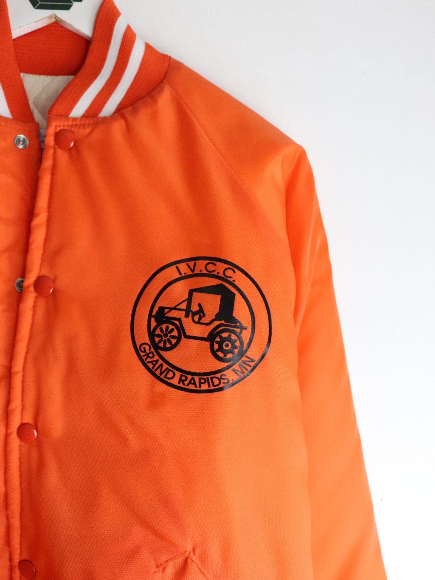 Vintage Itasca Vintage Car Club Jacket Mens Medium Orange from propervintagecanada