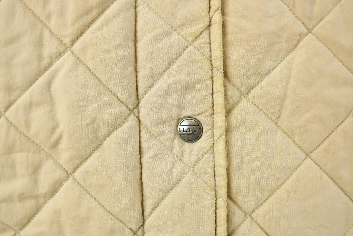 Vintage L.L. Bean Quilt Barn Chore Coat Women's M from propervintagecanada