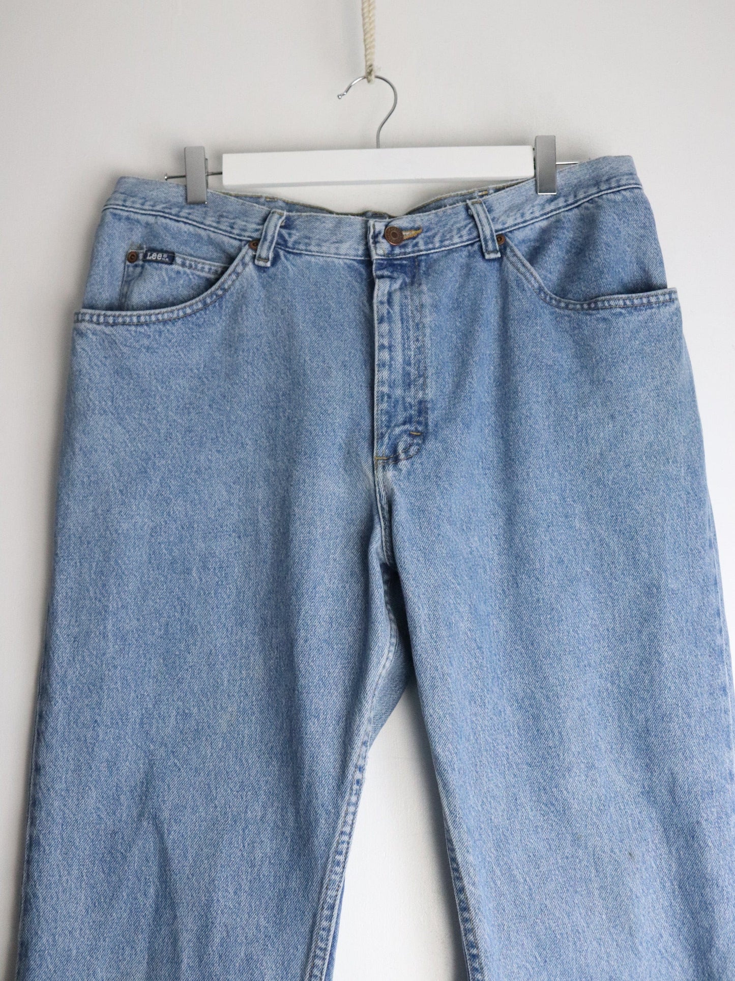 Vintage Lee Pants Mens 36 x 32 Blue Denim Jeans from propervintagecanada