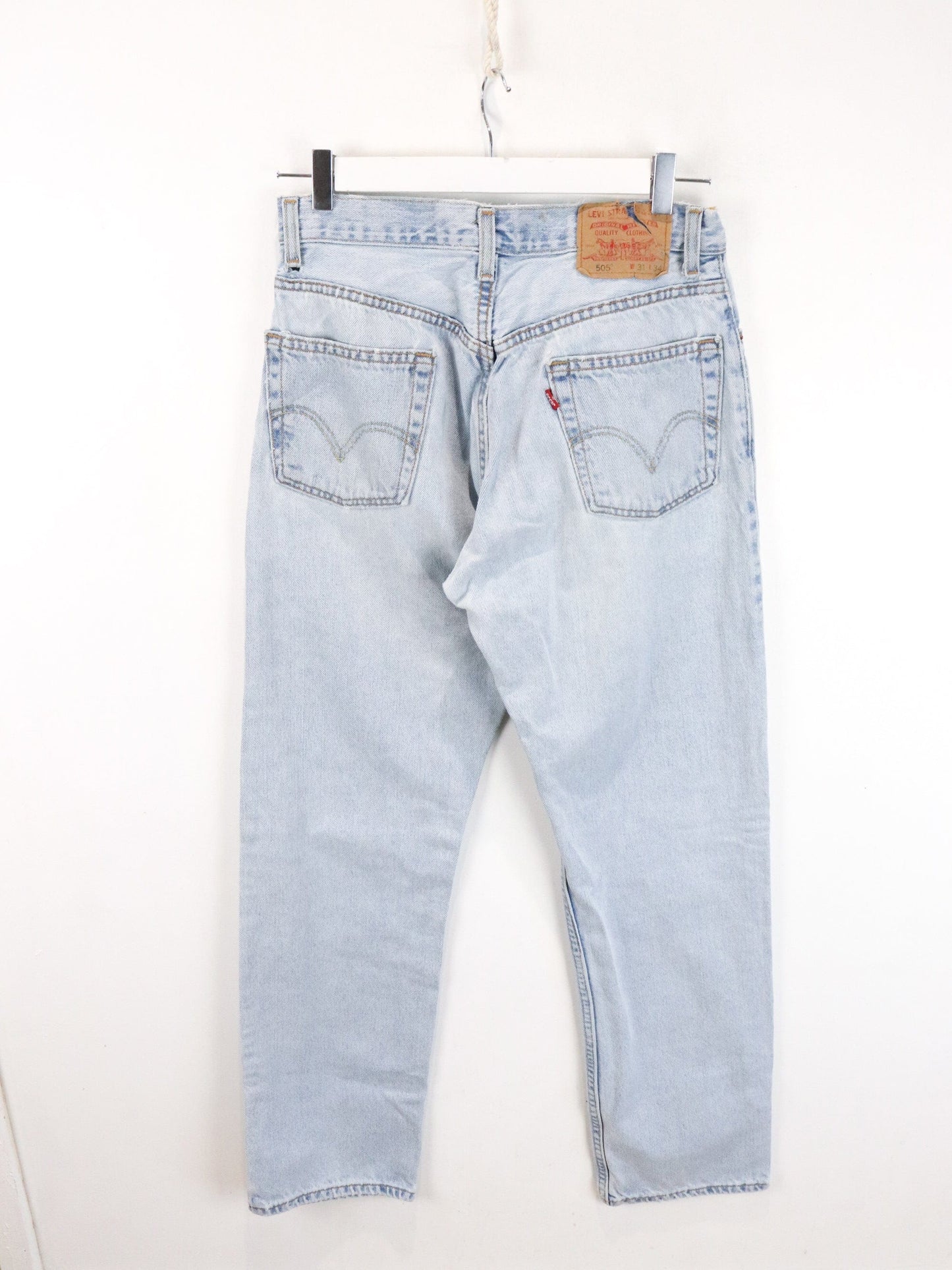 Vintage Levi's Denim Jeans Mens 30 x 33 Blue 505 Regular Fit