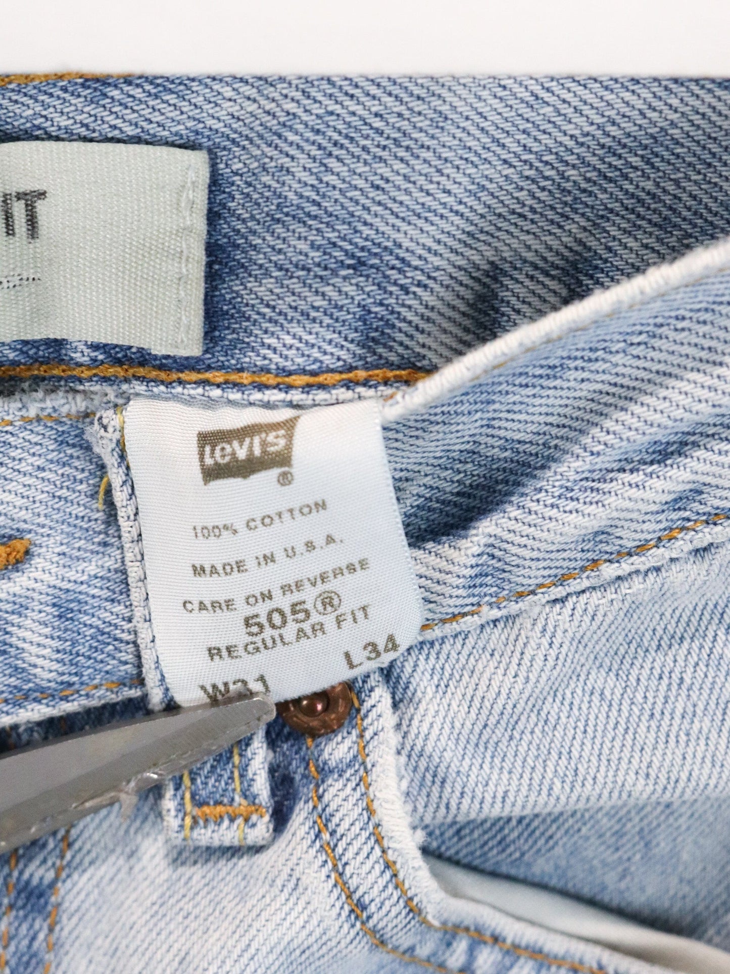 Vintage Levi's Denim Jeans Mens 30 x 33 Blue 505 Regular Fit