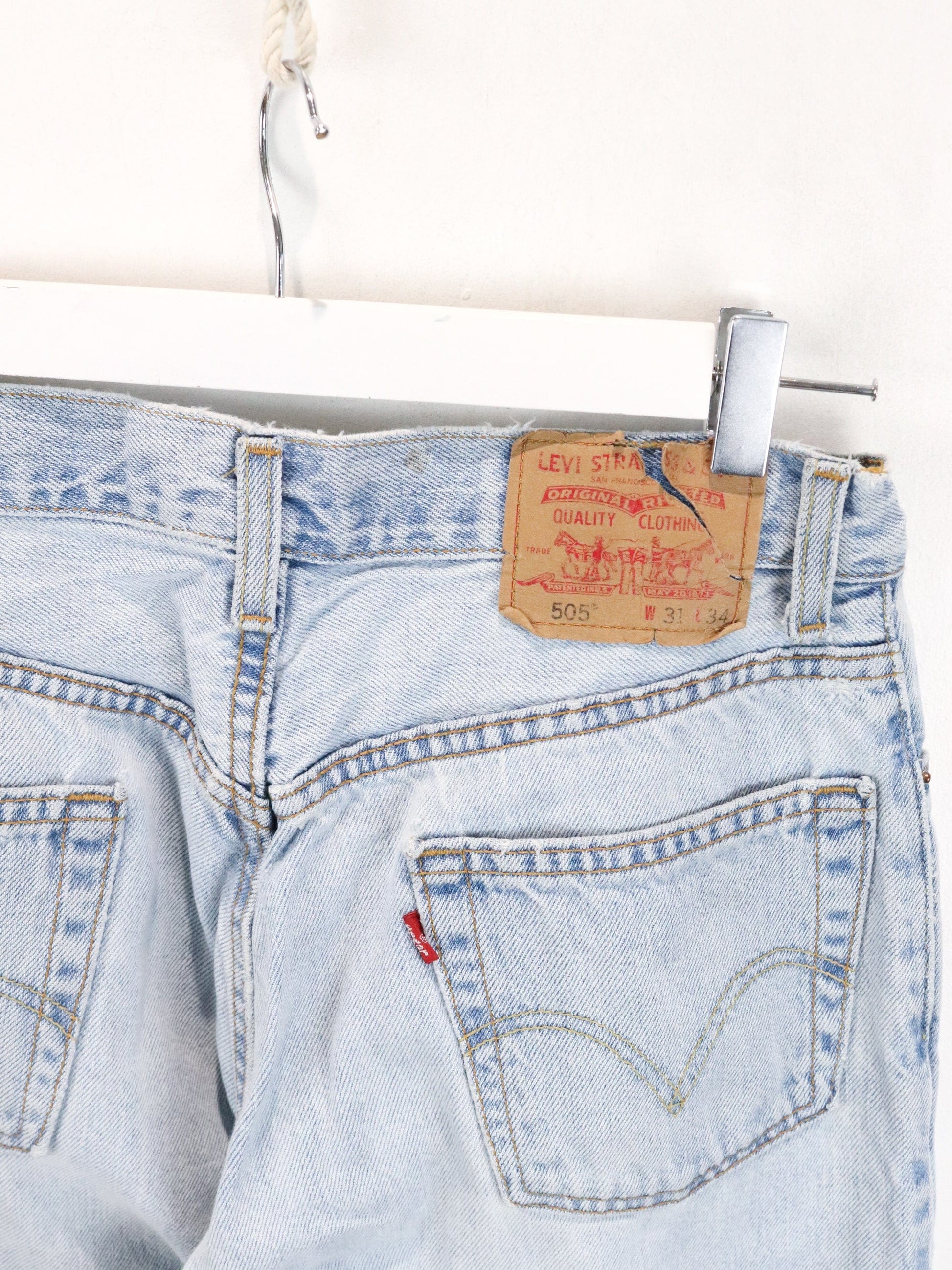 Vintage Levi's Denim Jeans Mens 30 x 33 Blue 505 Regular Fit