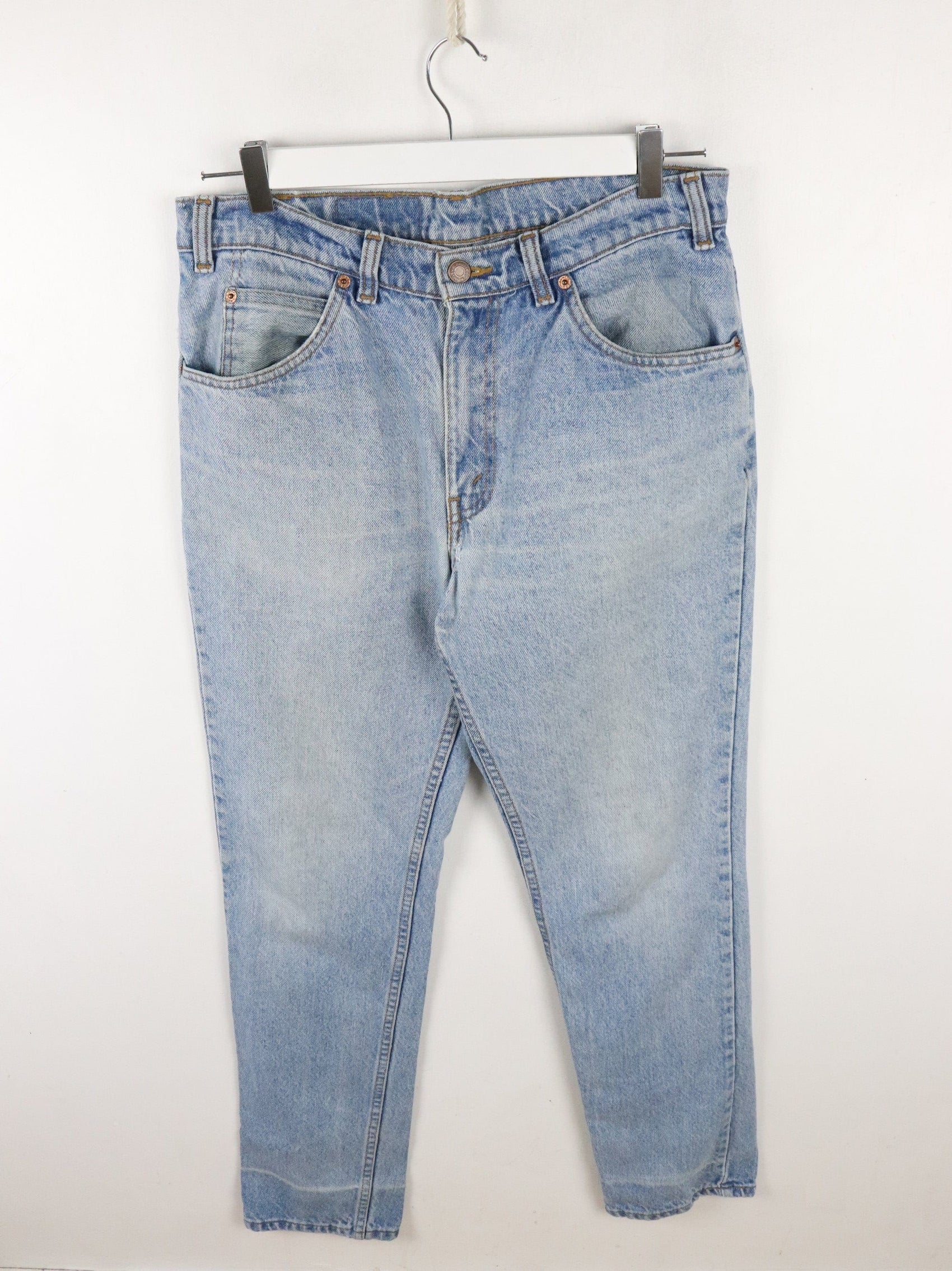 Vintage Levi's Denim Jeans Mens 32 x 31 Blue 631 from propervintagecanada