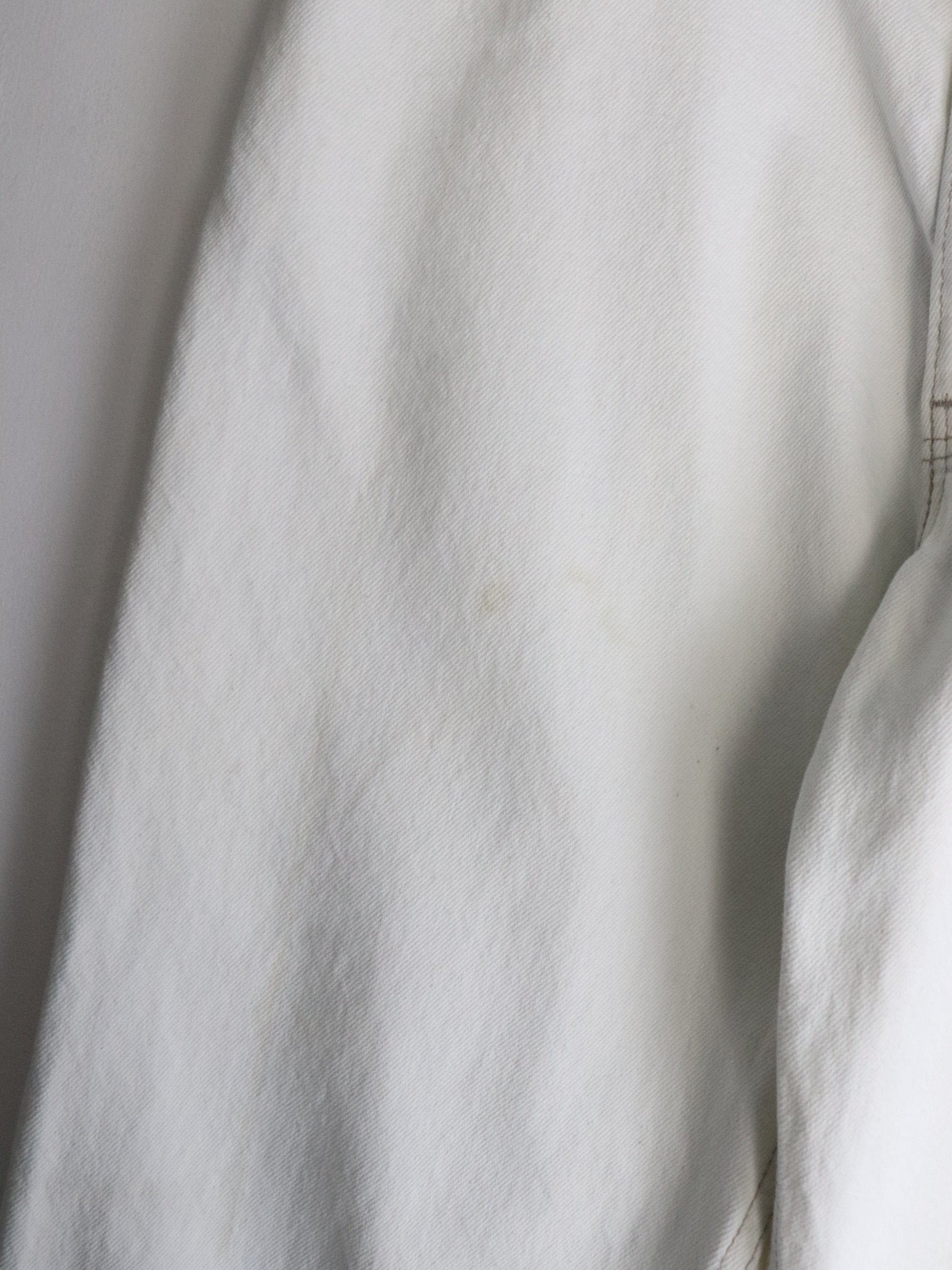 Vintage Levi's Denim Jeans Mens 36 x 30 White 550 Relaxed Tapered from propervintagecanada