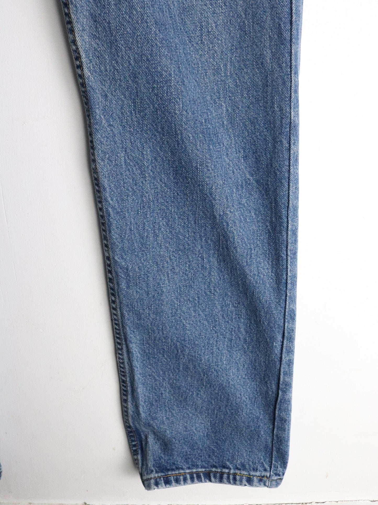 Vintage Levi's Pants Fits Mens 32 x 33 Blue Denim Jeans 505 Regular Straight