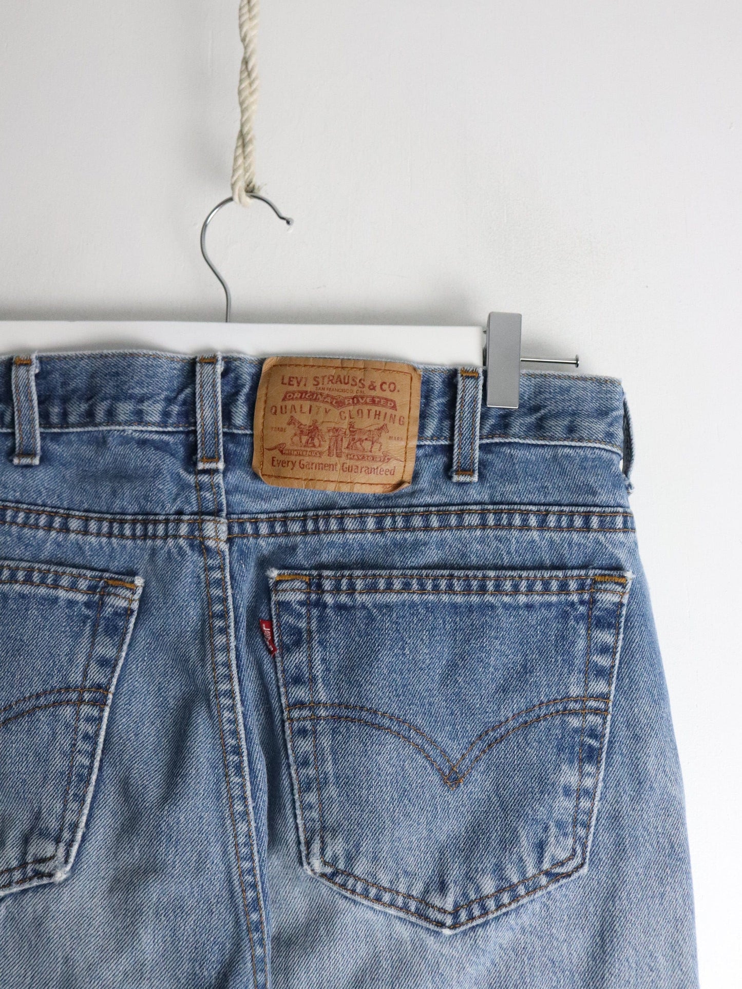 Vintage Levi's Pants Fits Mens 35 x 34 Blue Denim Jeans 516 Slim Straight from propervintagecanada