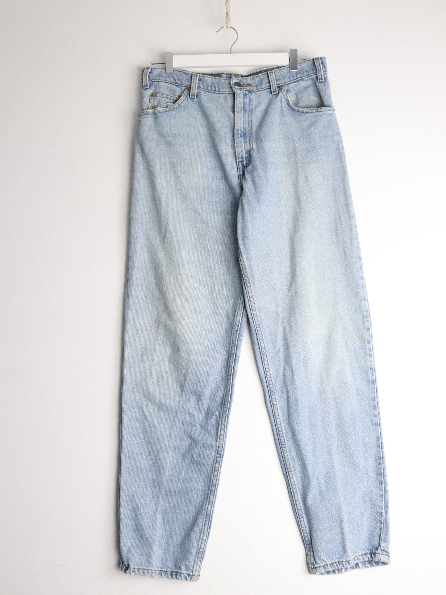 Vintage Levi's Pants Mens 34 x 31 Blue Denim Jeans Relaxed Tapered