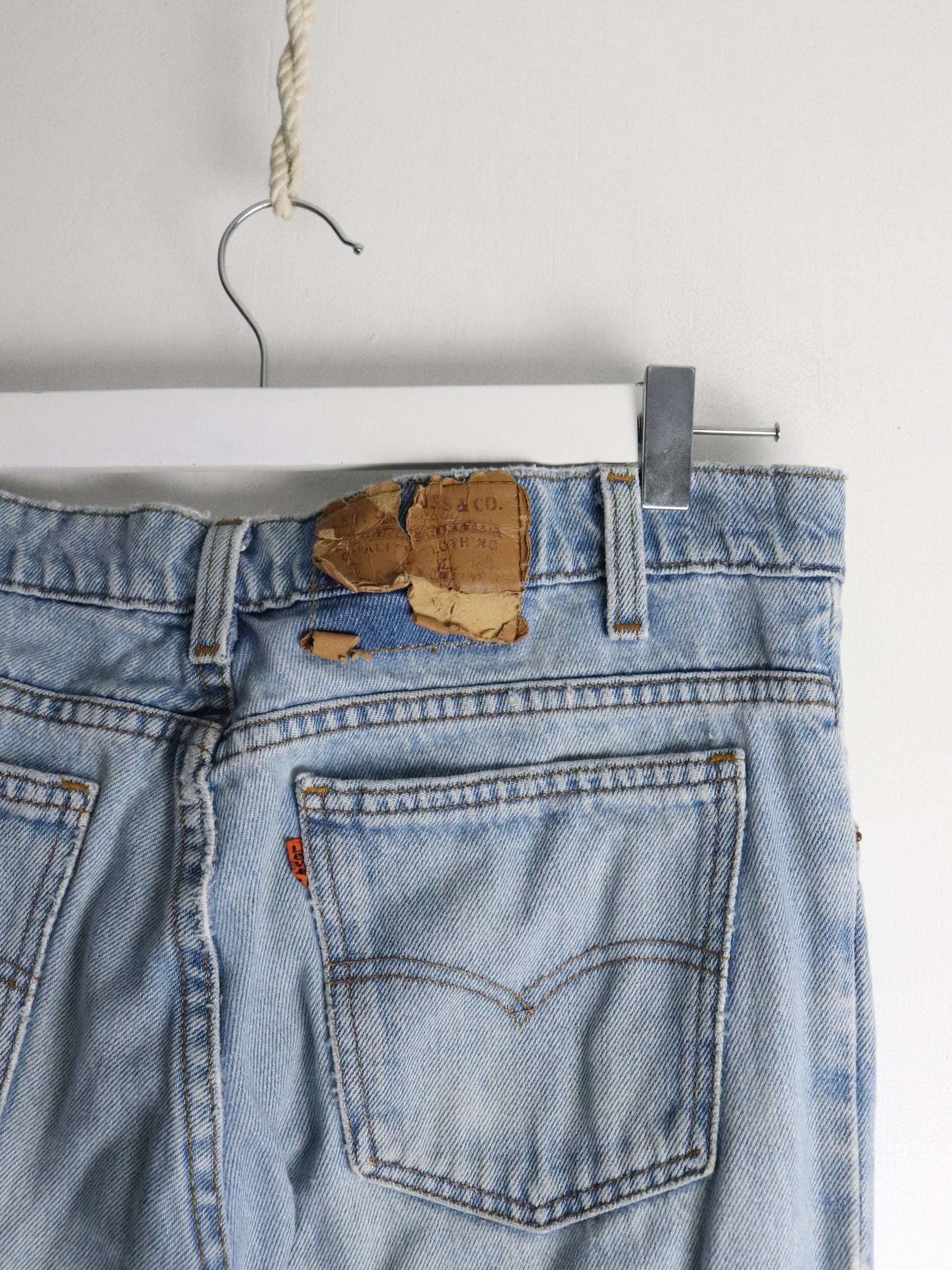 Vintage Levi's Pants Mens 34 x 31 Blue Denim Jeans Relaxed Tapered