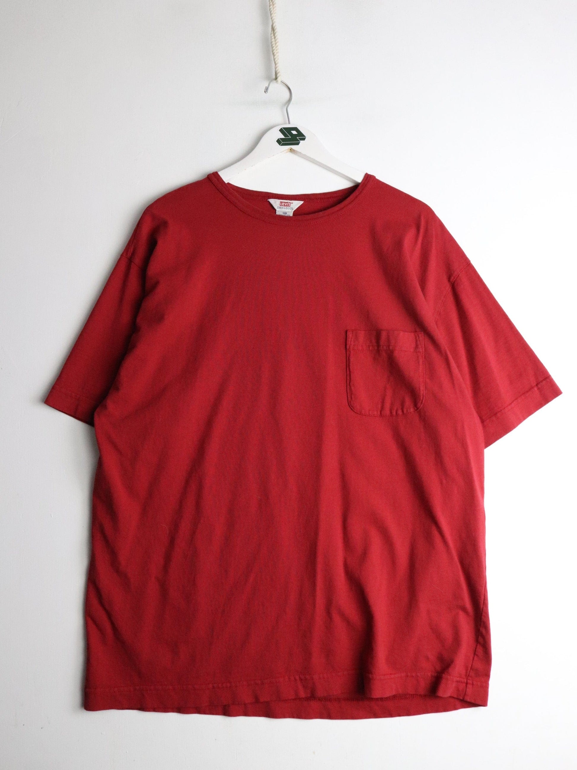 Vintage Levi's T Shirt Mens XL Red from propervintagecanada