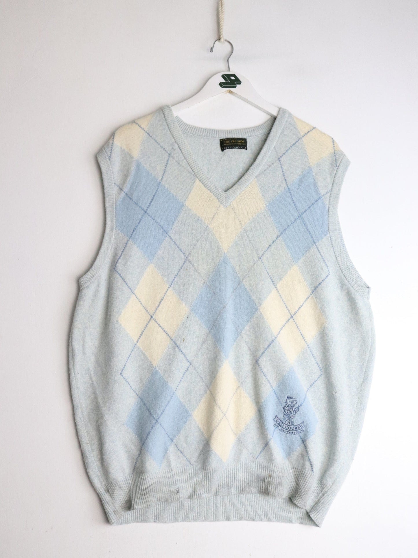 Vintage Lyle & Scott Knit Sweater Mens Large Wool Vest from propervintagecanada