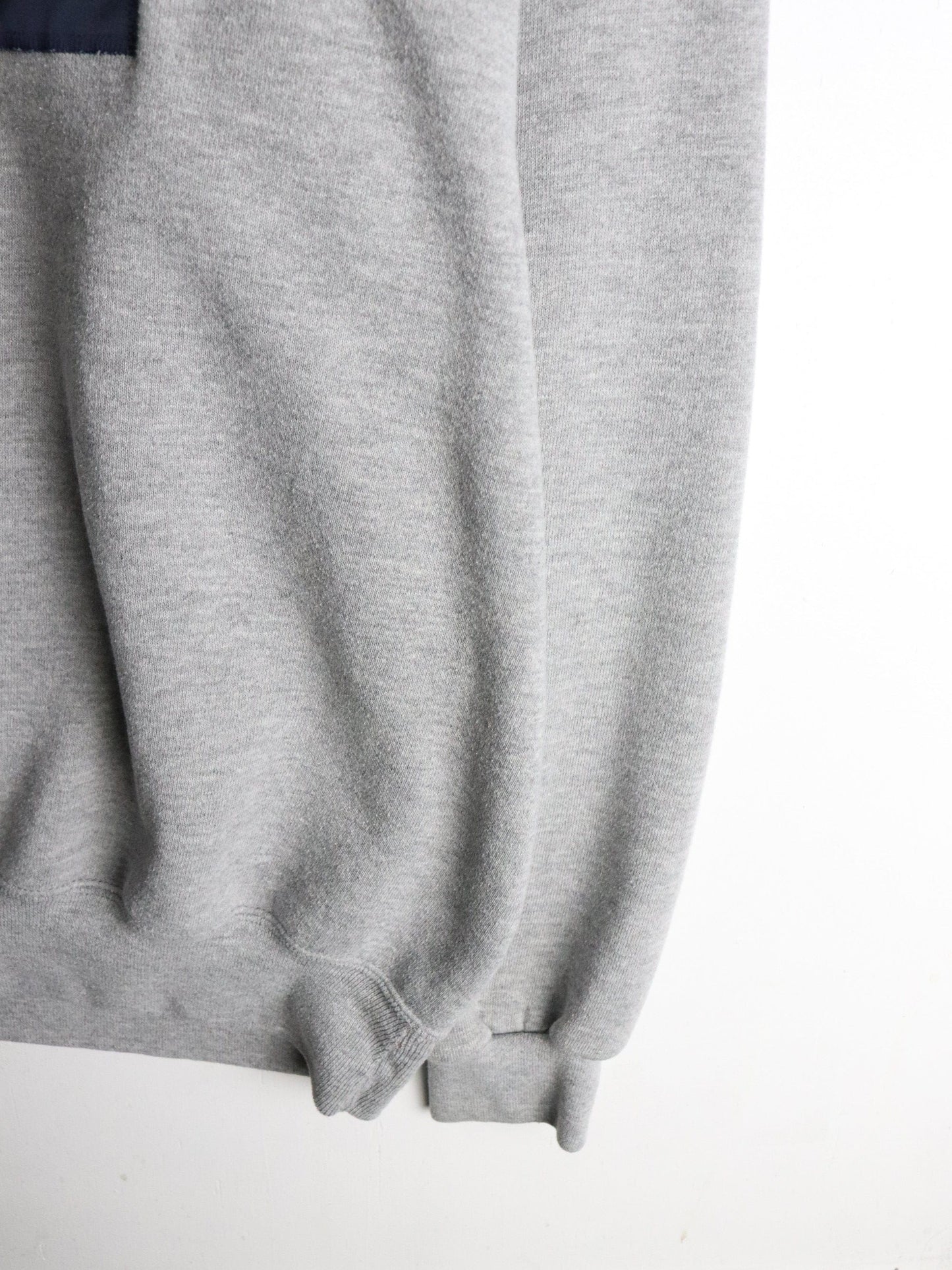 Vintage Macedonia Sweatshirt Mens Large Grey from propervintagecanada