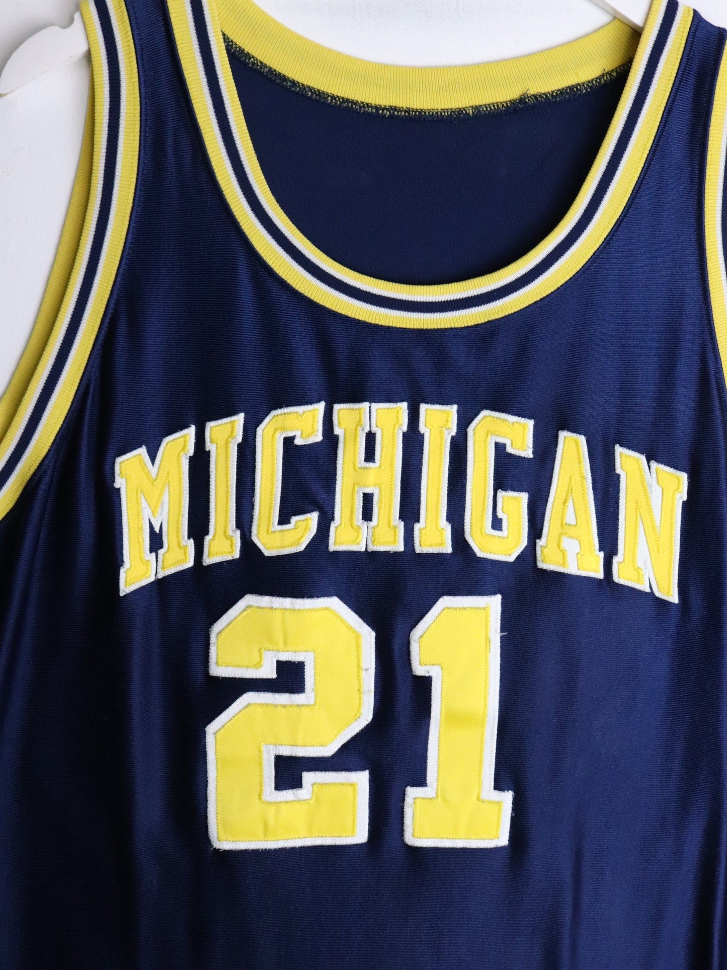 Vintage Michigan Wolverines Basketball Jersey Mens 48 Blue Fab Five from propervintagecanada