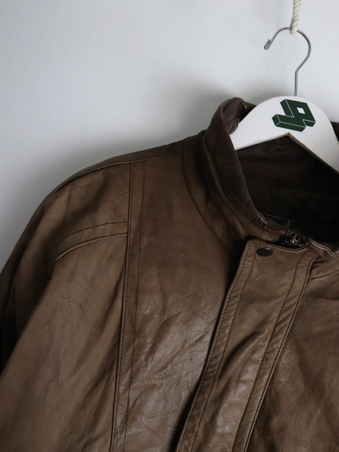 Vintage Midway Jacket Mens 46 XL Brown Leather from propervintagecanada