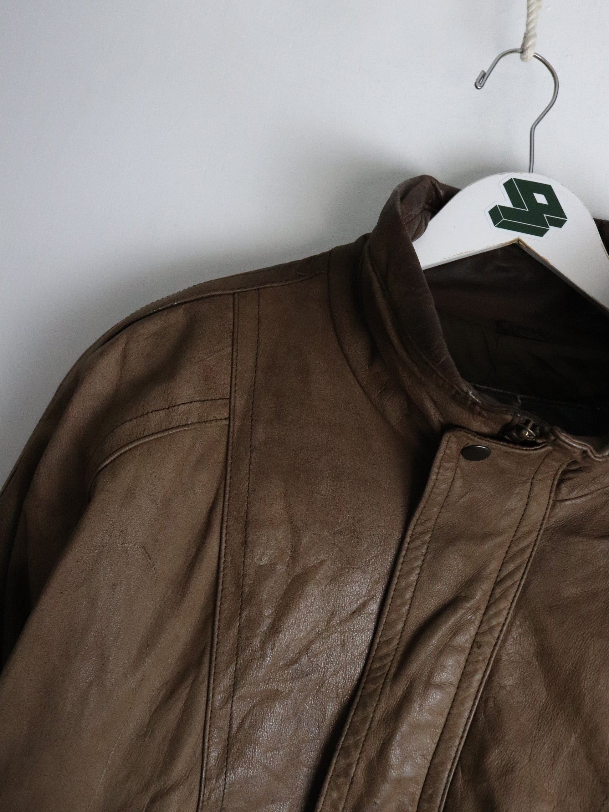 Vintage Midway Jacket Mens 46 XL Brown Leather from propervintagecanada