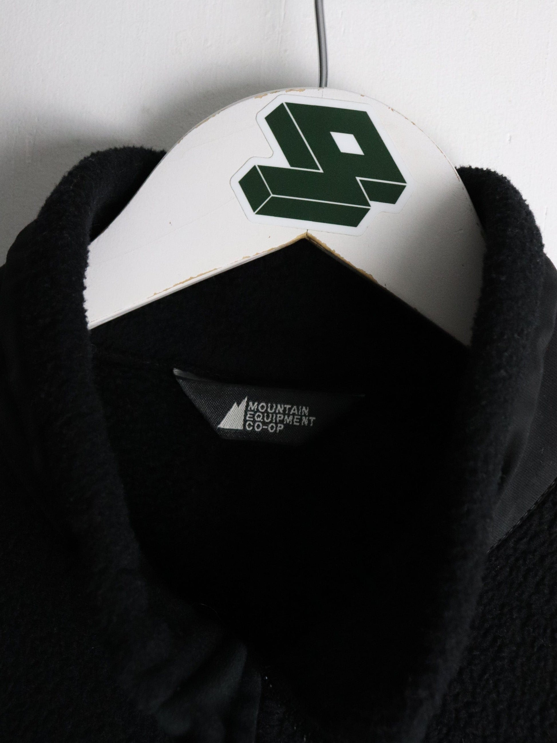 Vintage Mountain Equipment Co-Op Sweater Womens Large Black Fleece from propervintagecanada