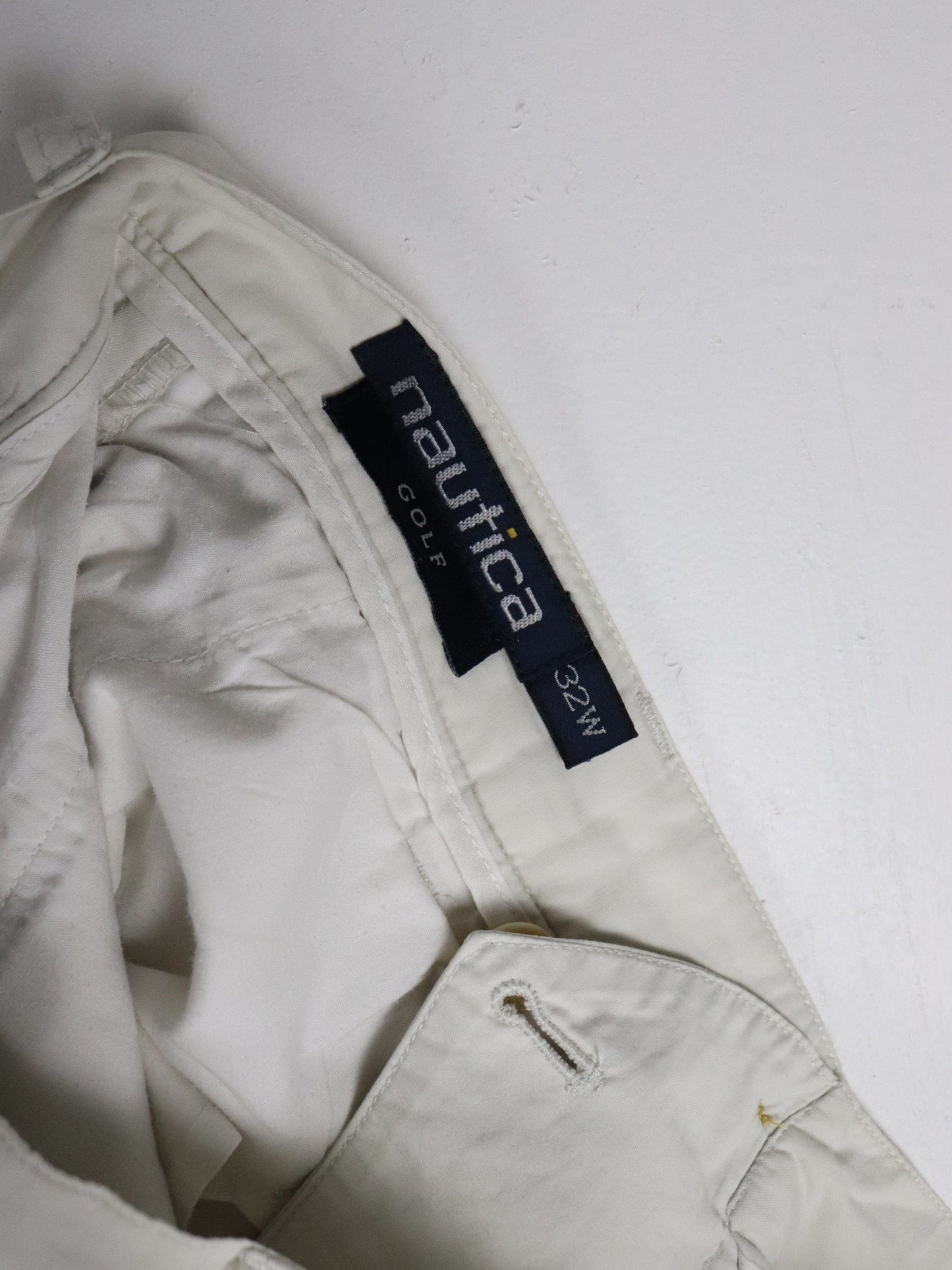 Vintage Nautica Golf Pants Mens 30 White from propervintagecanada