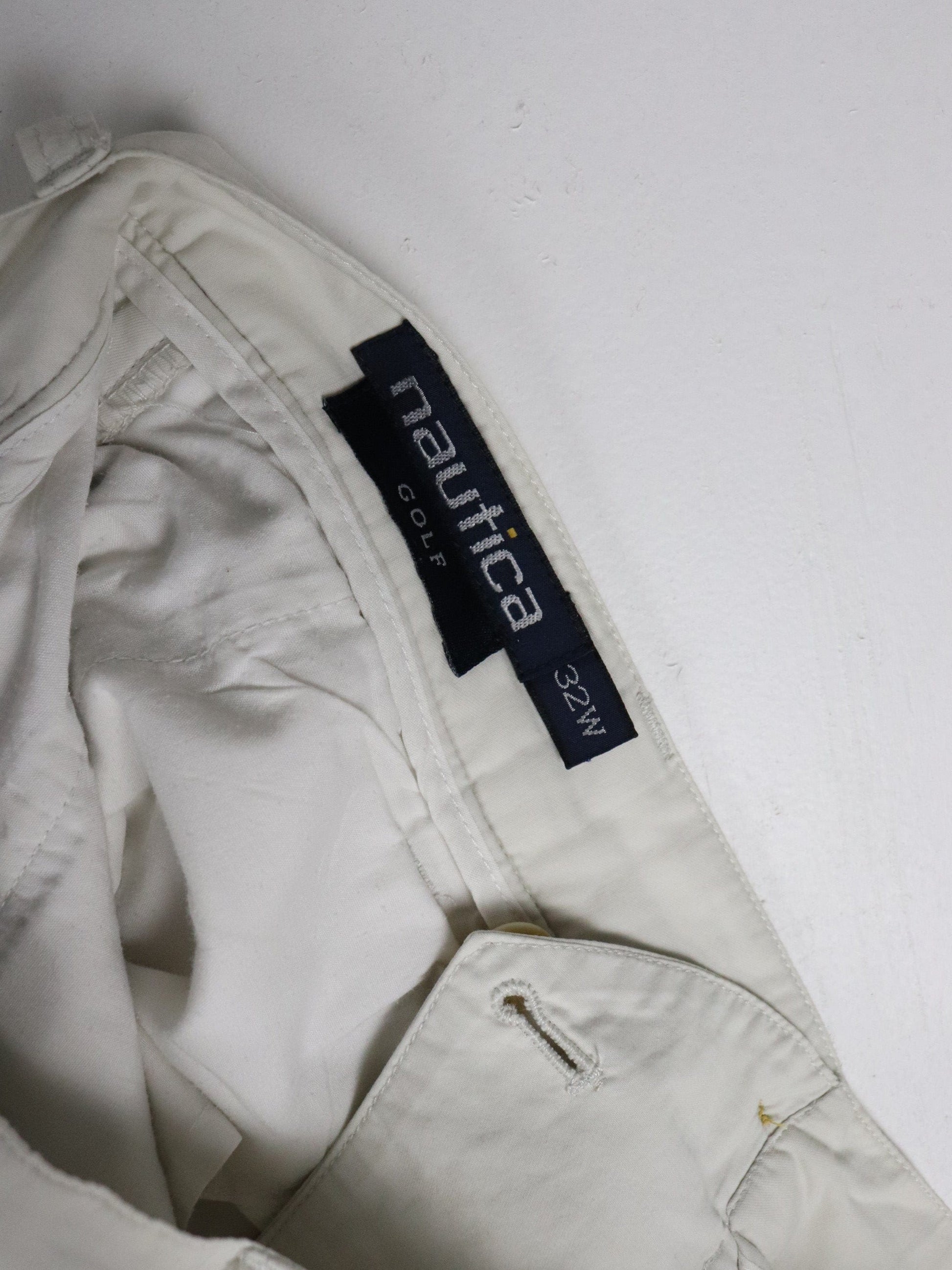 Vintage Nautica Golf Pants Mens 30 White from propervintagecanada