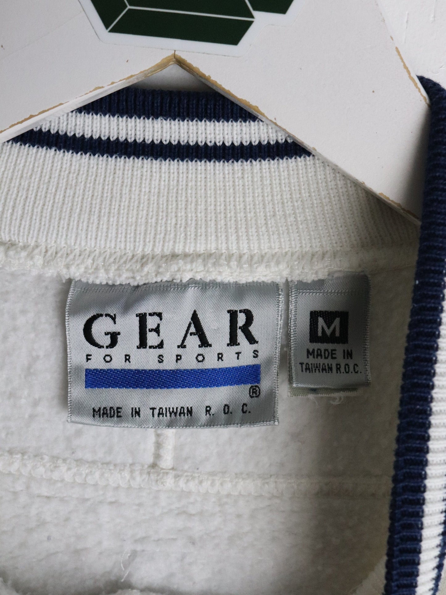 Vintage Navy Sweatshirt Mens Medium White from propervintagecanada