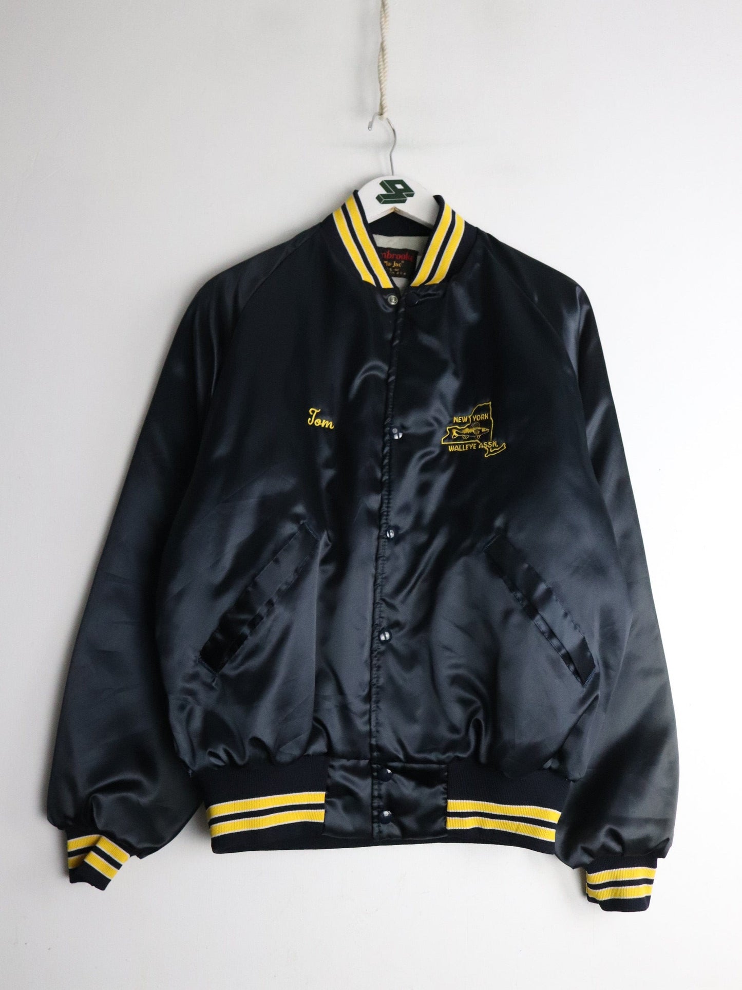 Vintage New York Walleye Assoc. Jacket Mens Large Blue Satin from propervintagecanada