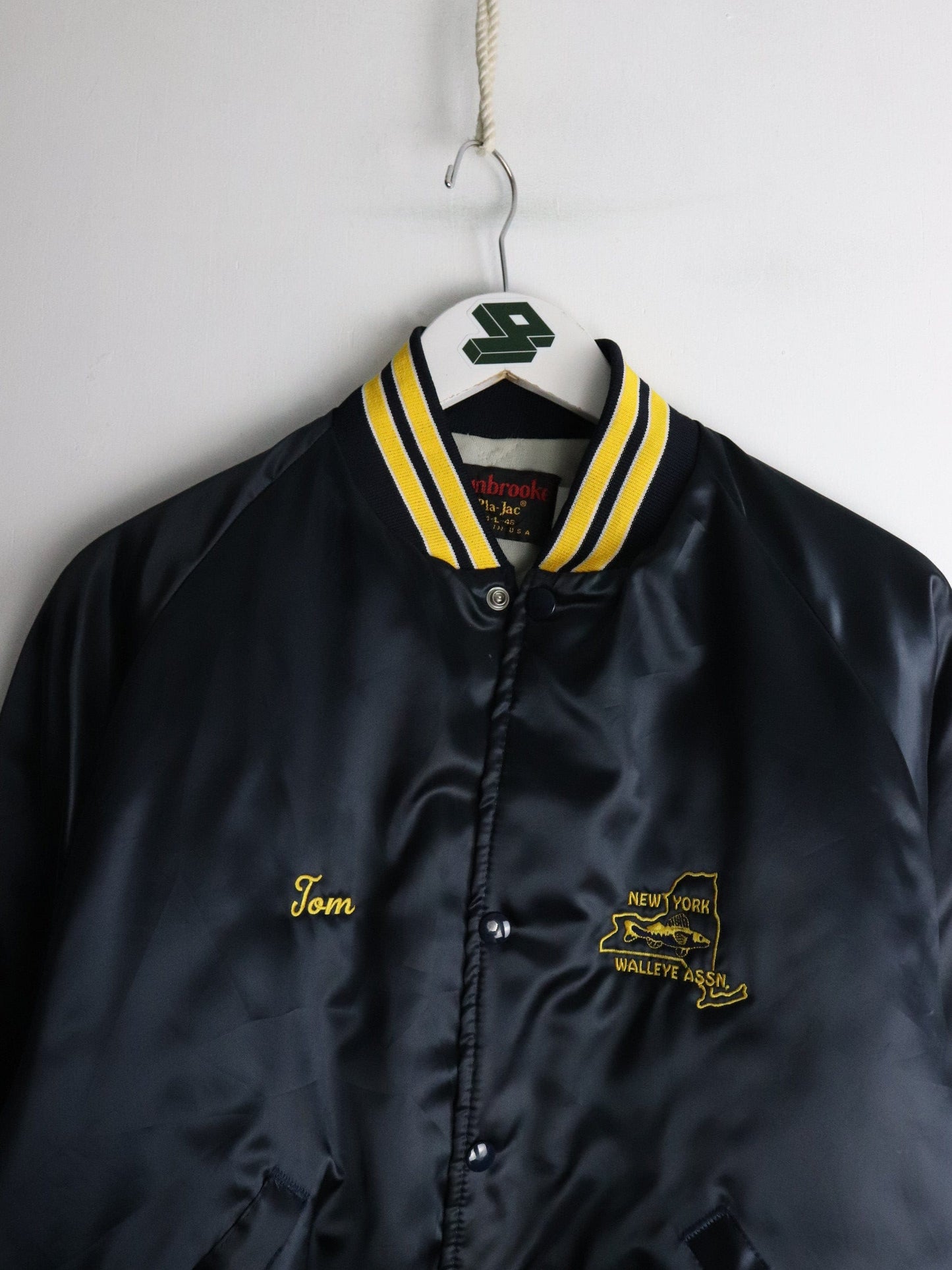 Vintage New York Walleye Assoc. Jacket Mens Large Blue Satin from propervintagecanada