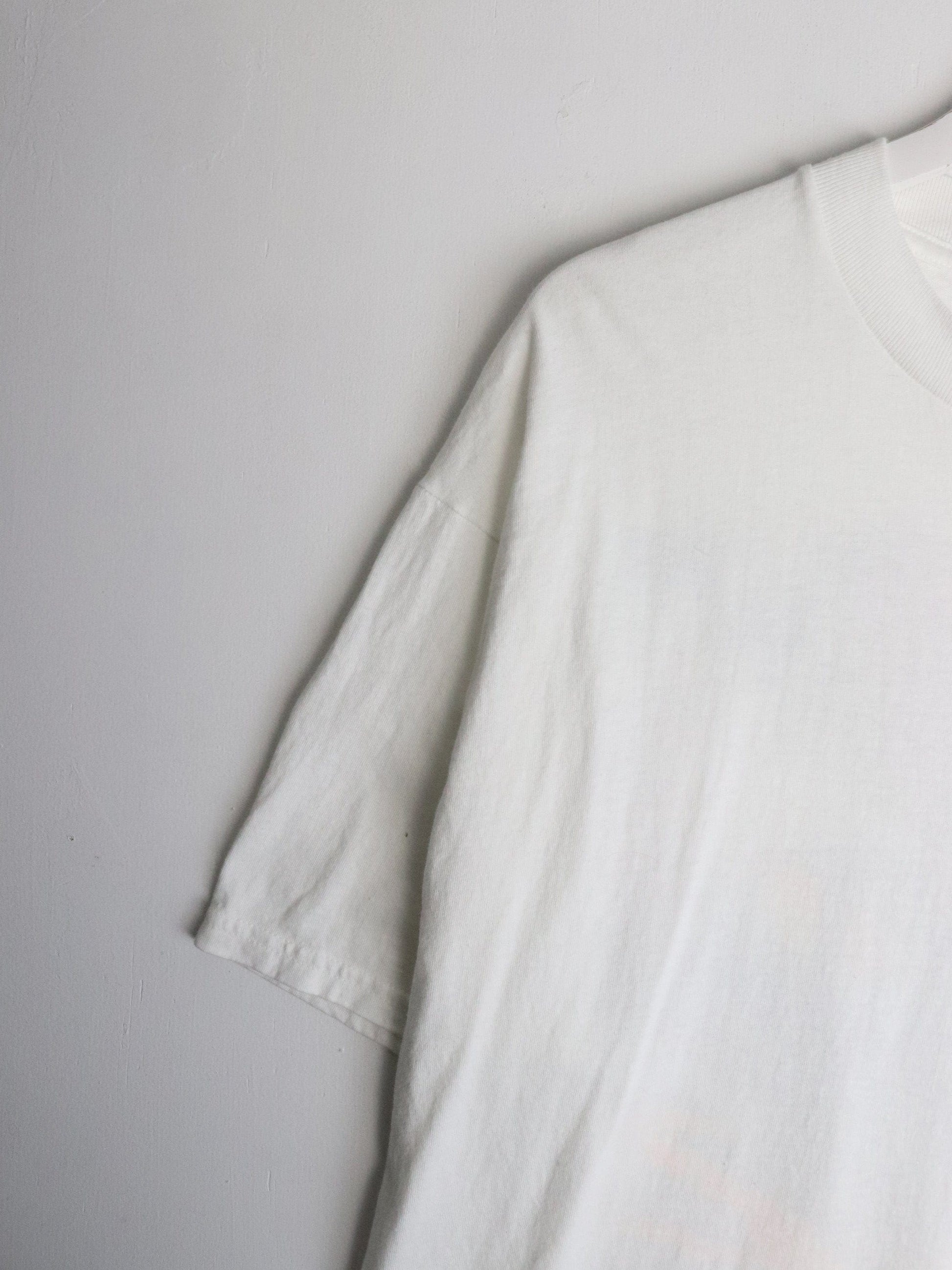 Vintage NHRA Drag Racing T Shirt Mens Large White Kurt Johnson from propervintagecanada